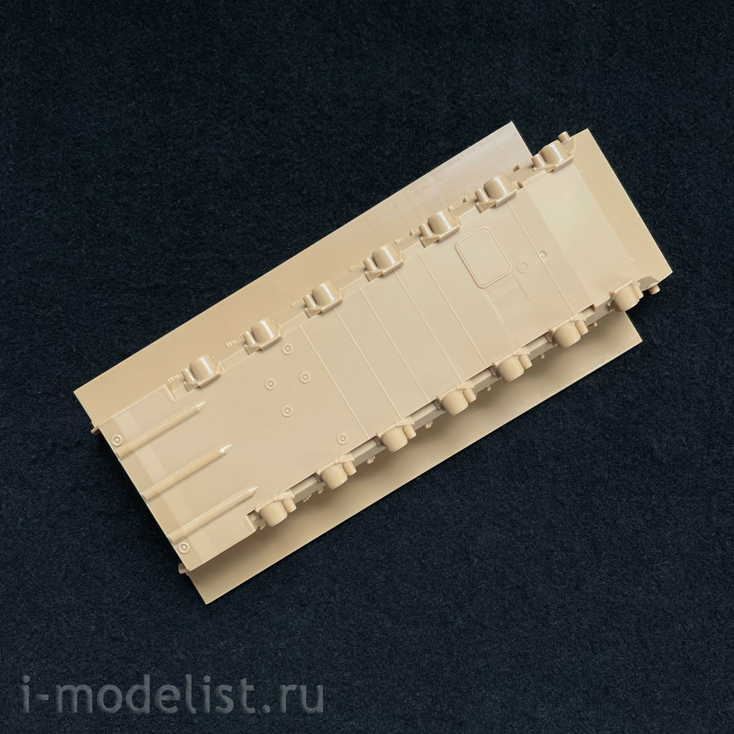 84570 HobbyBoss 1/35 German bridge laying machine IGUANA PSB-2-14(m)