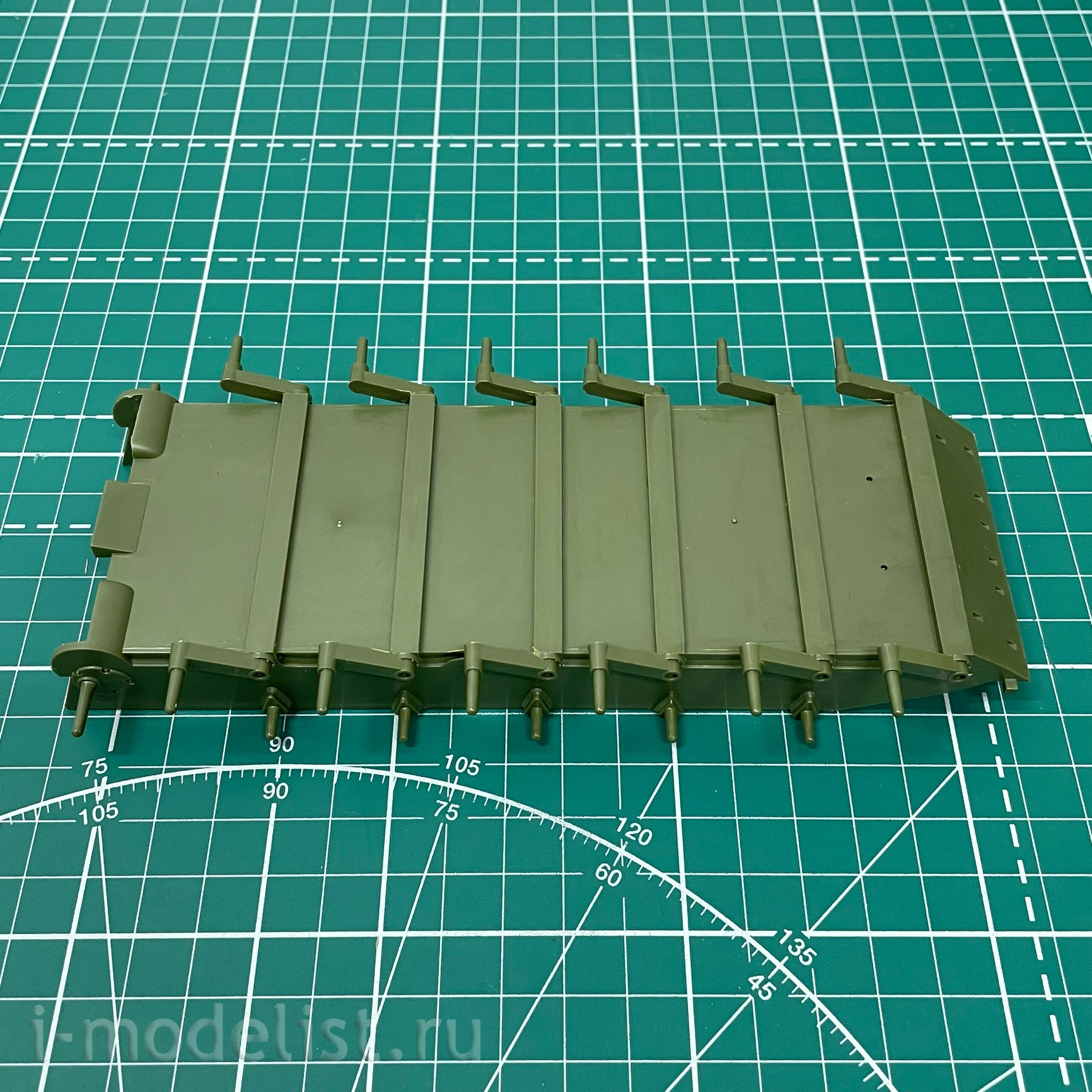 3592 Zvezda 1/35 t-80BV Tank