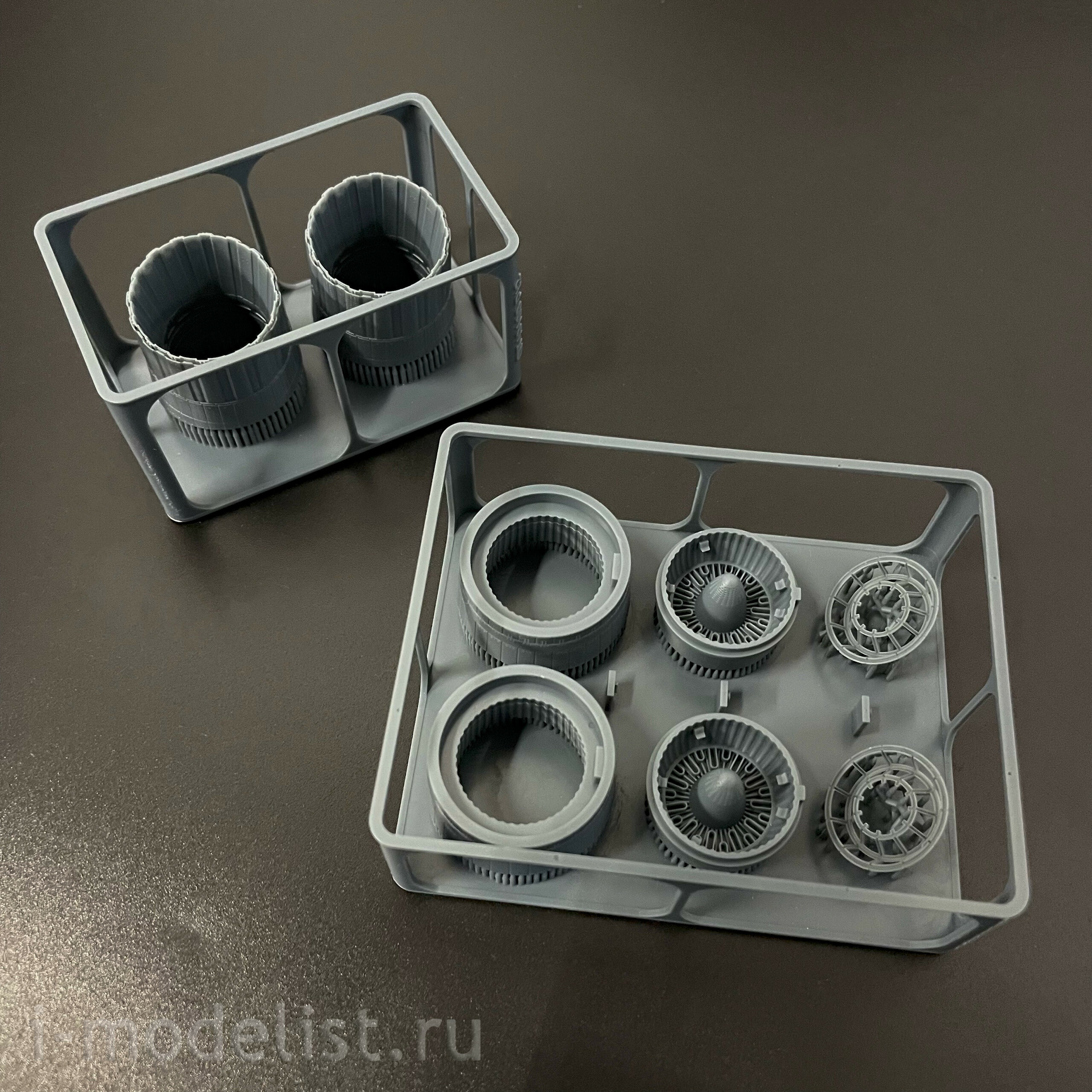 QT48168 Quinta Studio 1/48 Сопла для выключенных двигателей для Суххой-30СМ (Zvezda) (парковочное положение, опущенные)