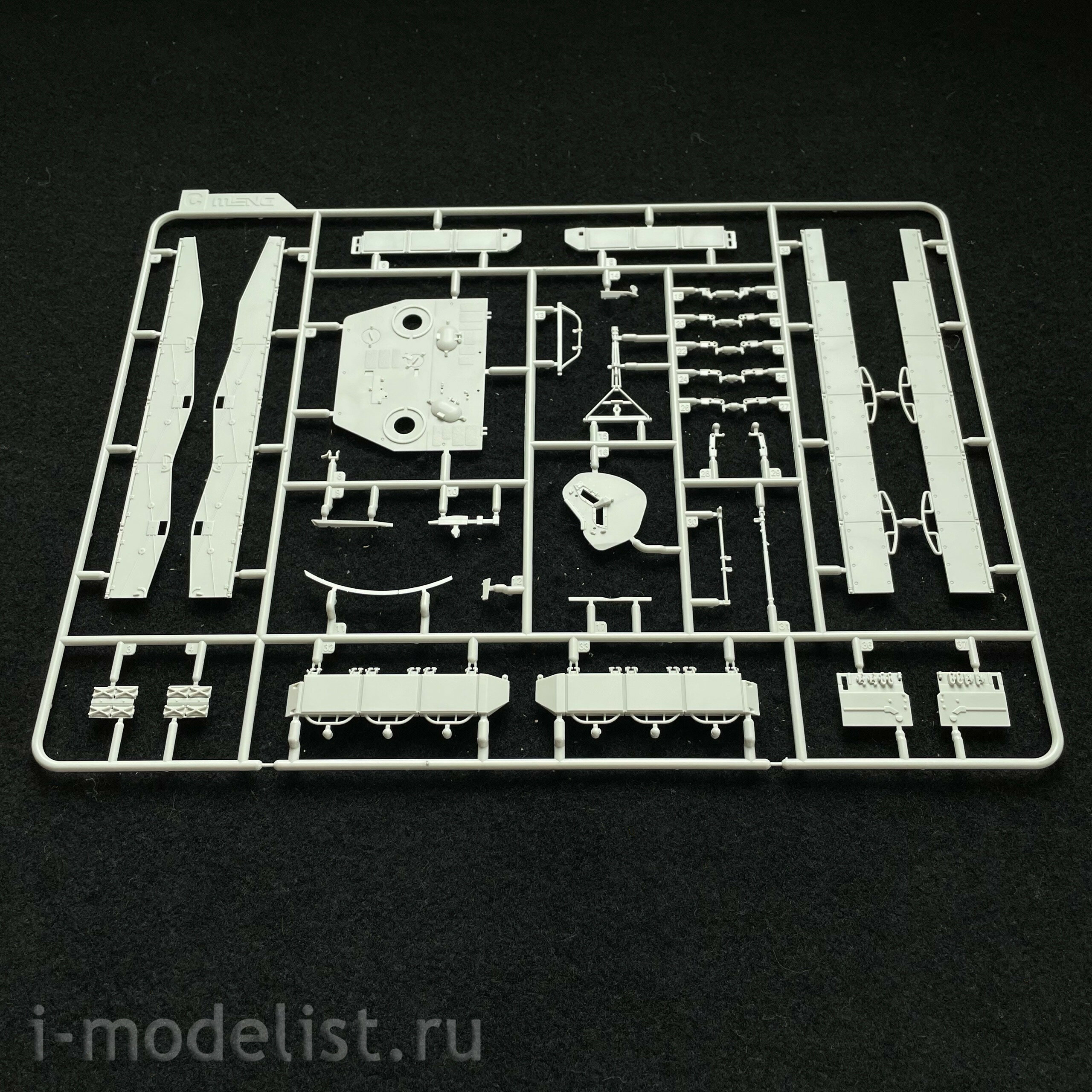 TS-016 Meng 1/35 German Main Battle Tank Leopard 2 A4