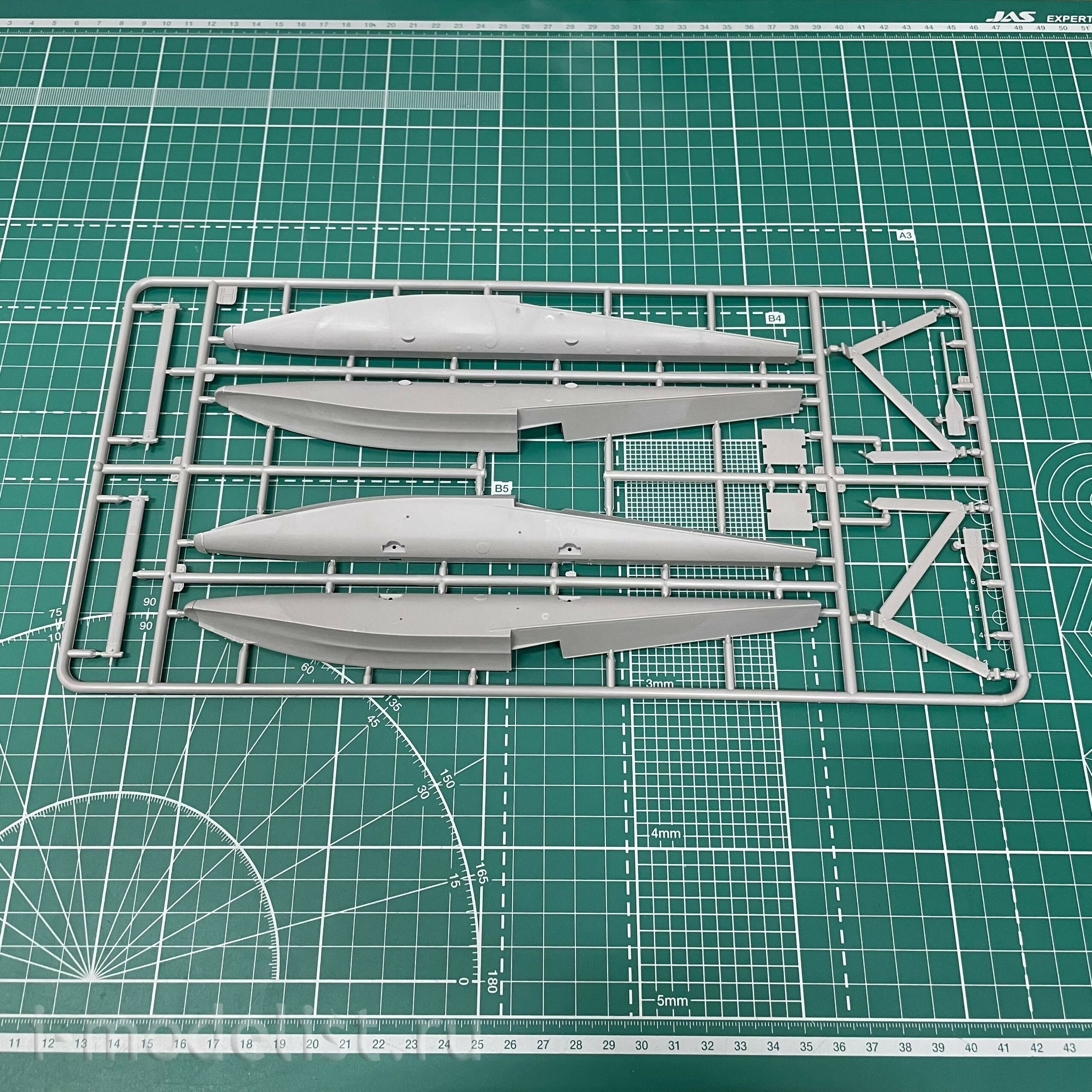 629 Roden 1/32 Seaplane L-19/0-1 Bird Dog