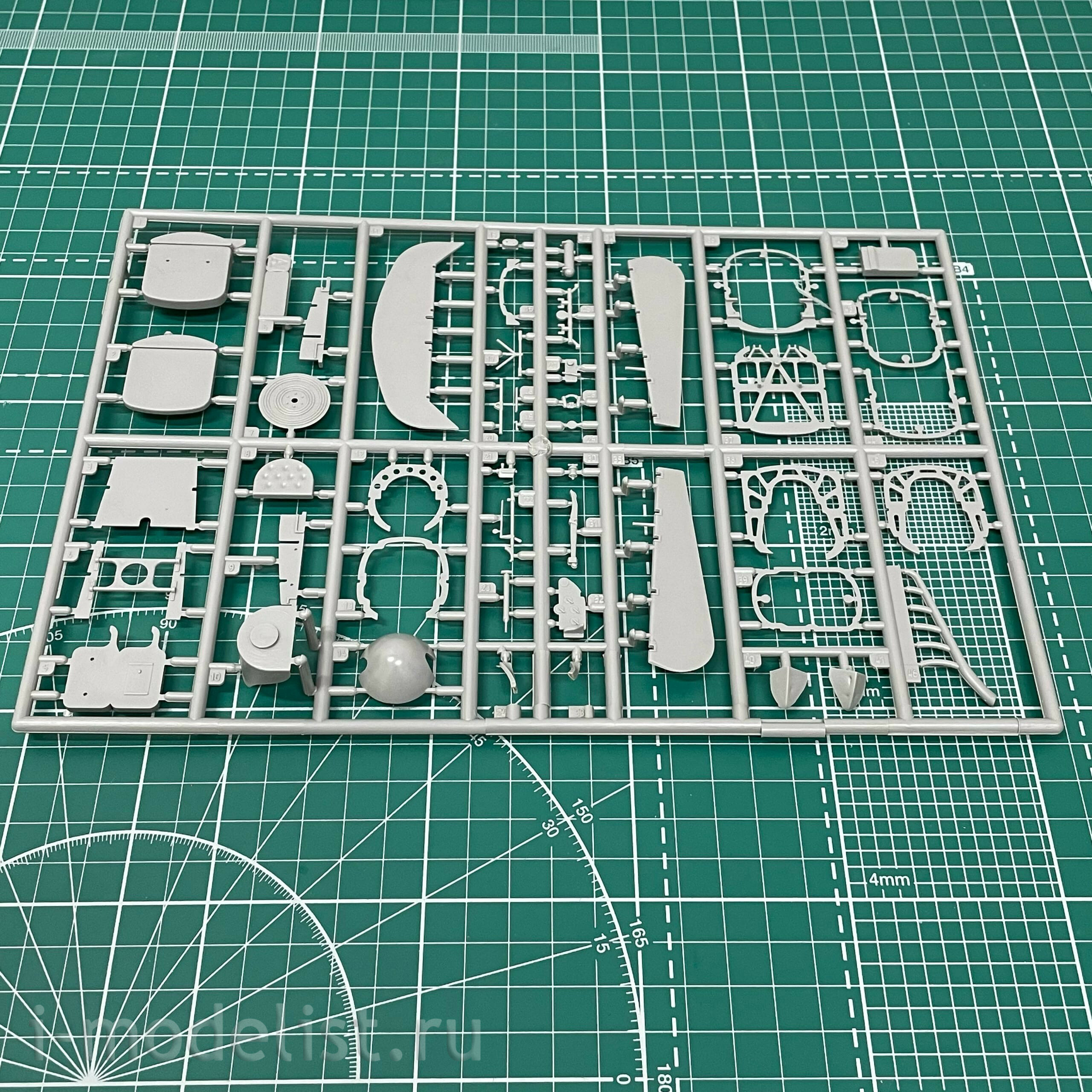 608 Roden 1/32 Albatros D. III (OAW)