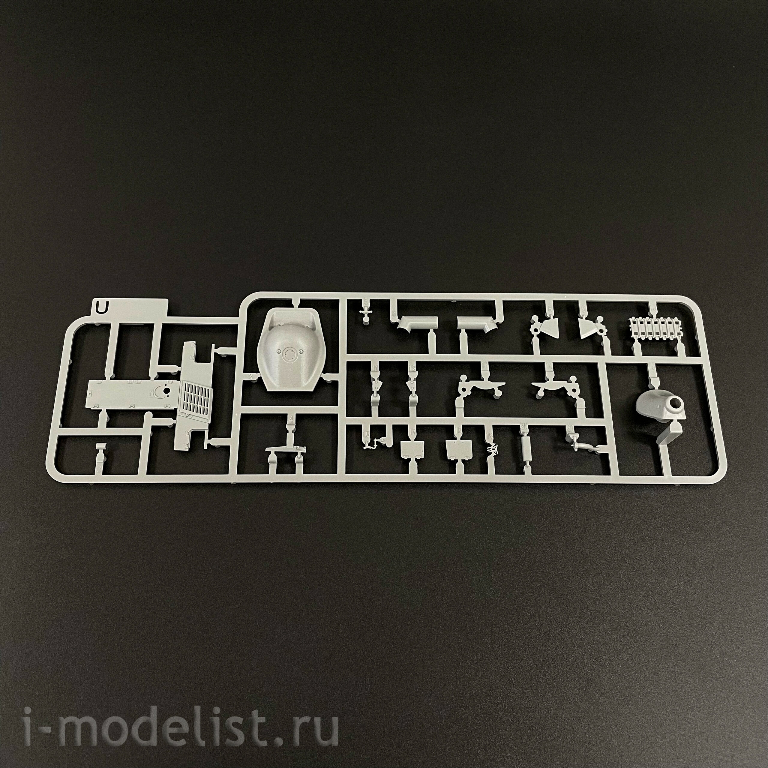 2177 Takom 1/35 Tank Destroyer Swiss Stalker G13 Jagdpanzer 38(t)