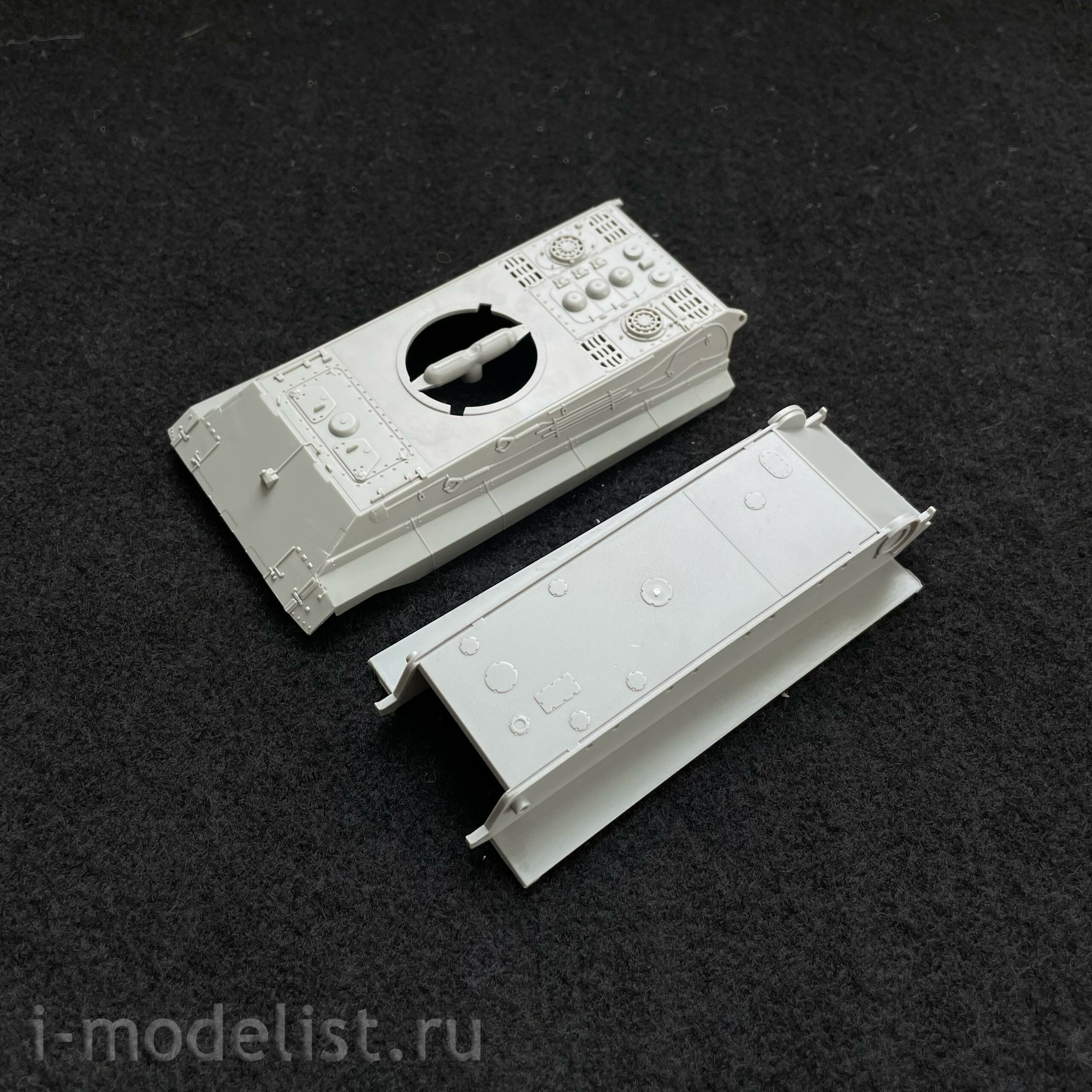 UA72017 Modelcollect 1/72 Tank E-75 (88 mm cannon)