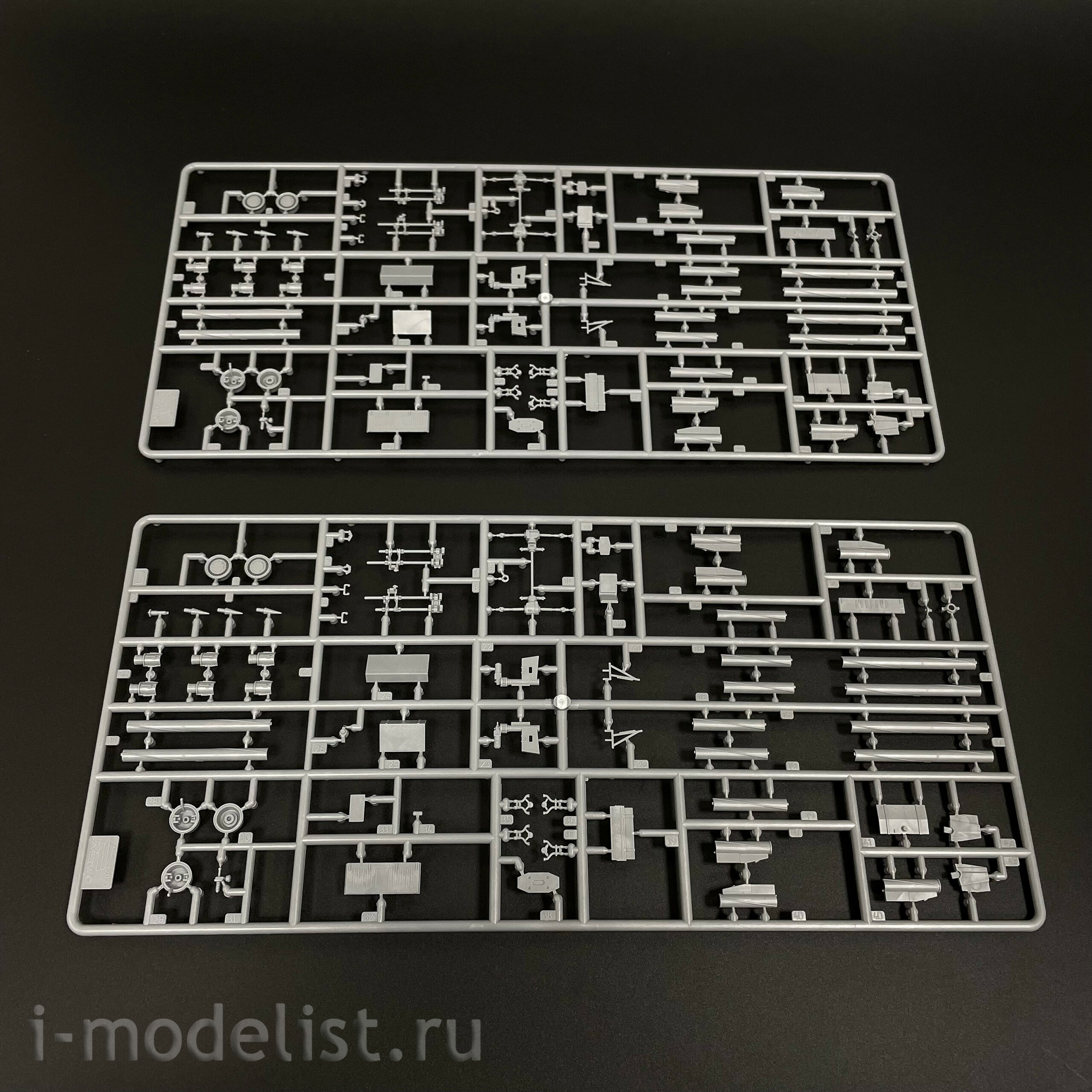 5072 Zvezda 1/72 Российская реактивная система залпового огня «Смерч»