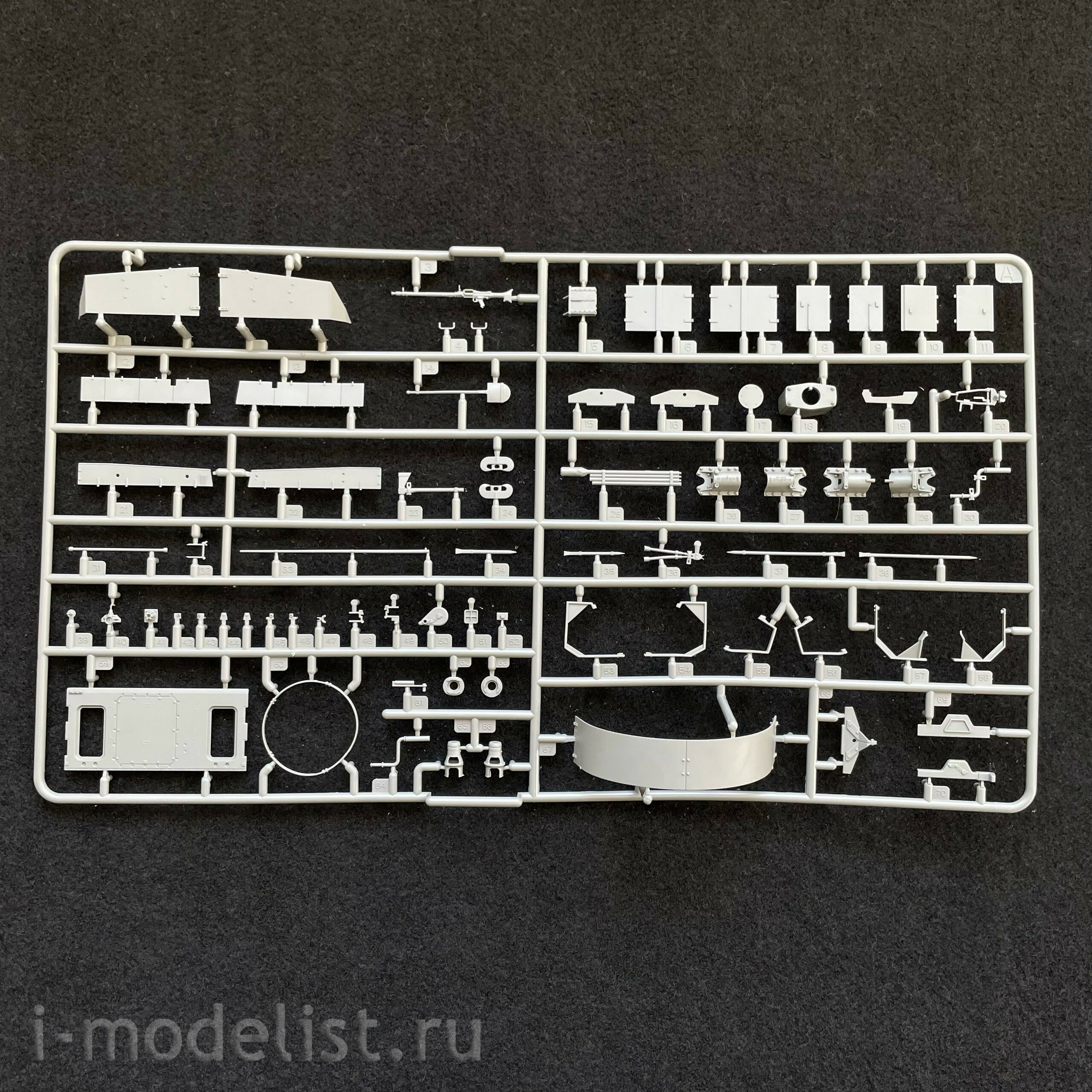 BT-025 Border Model 1/35 Pz.Kpfw.IV Ausf. J Early/Mid & Railway Flatbed Ommr