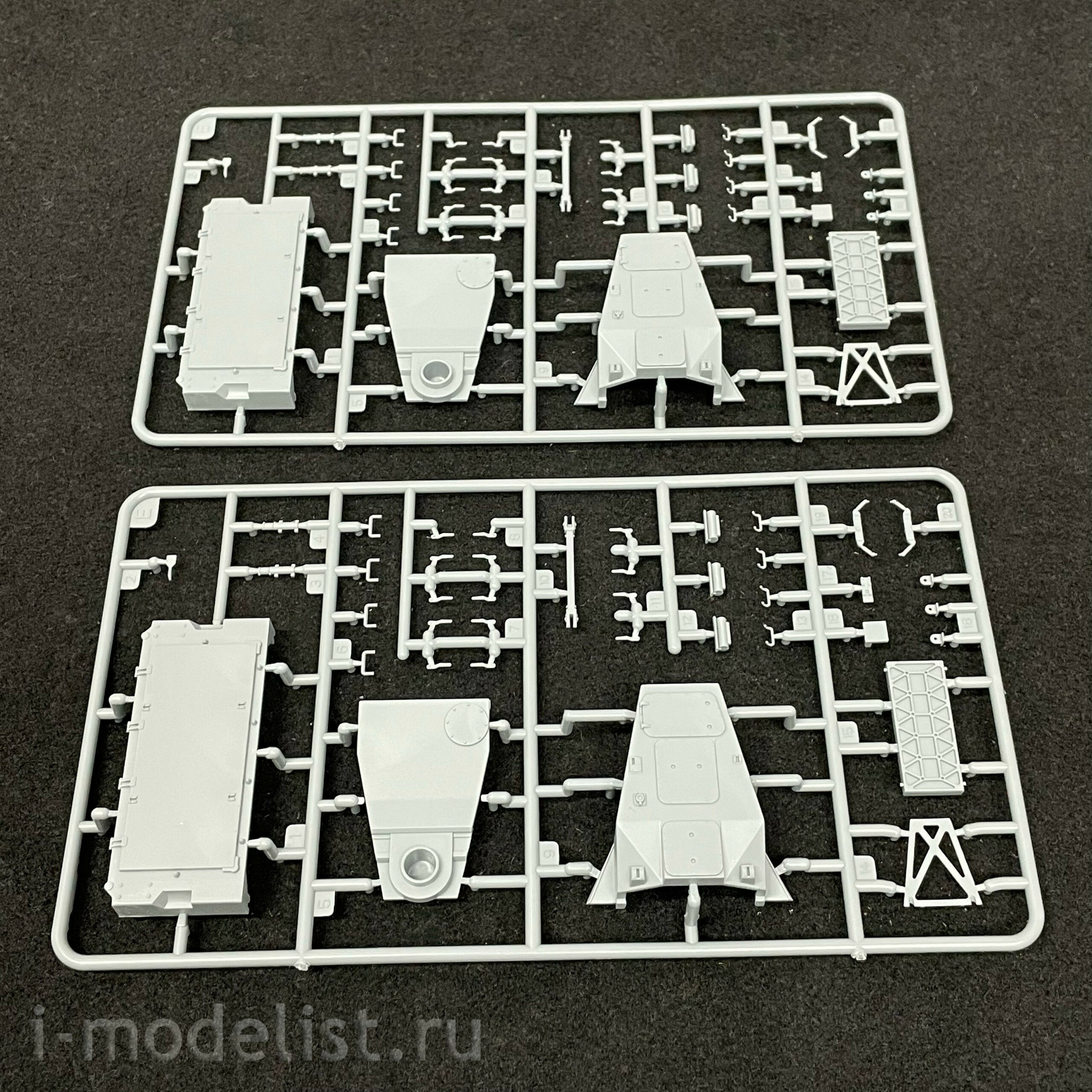 35005 RPG-Model 1/35 Naval Anti-aircraft Artillery System Mark 15 Phalanx CIWS