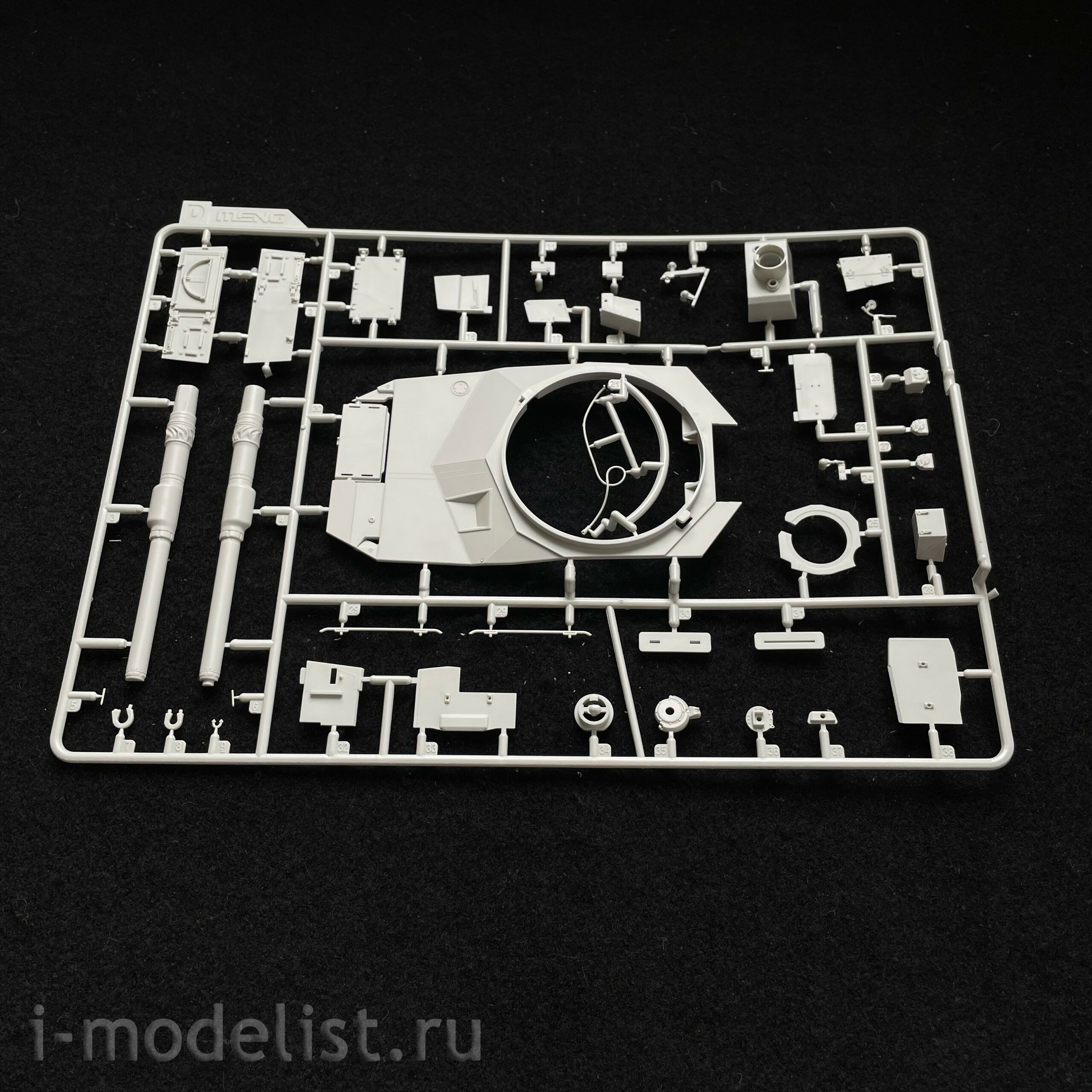 TS-016 Meng 1/35 German Main Battle Tank Leopard 2 A4