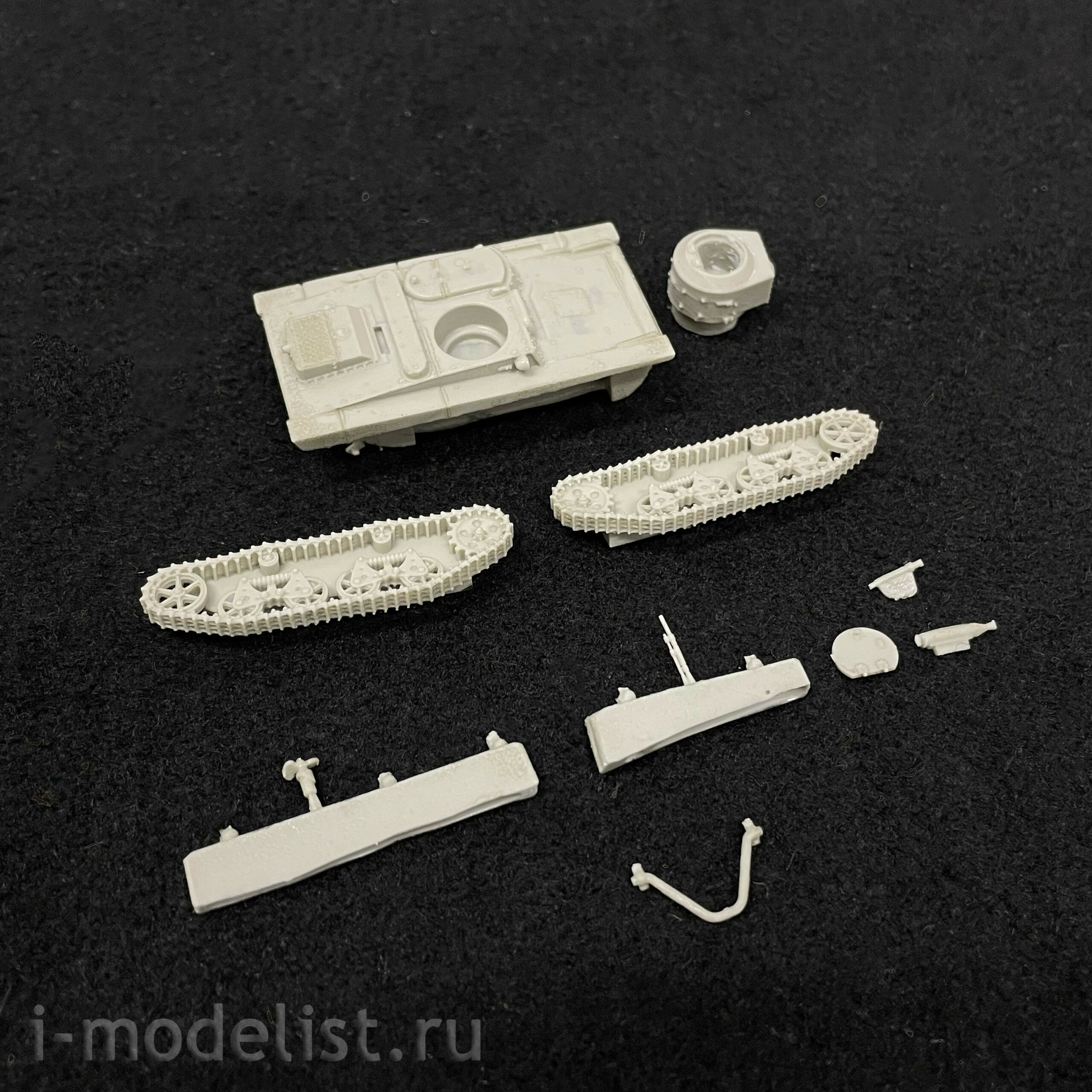 72051 Zebrano 1/72 Floating tank T-37A Podolsk plant