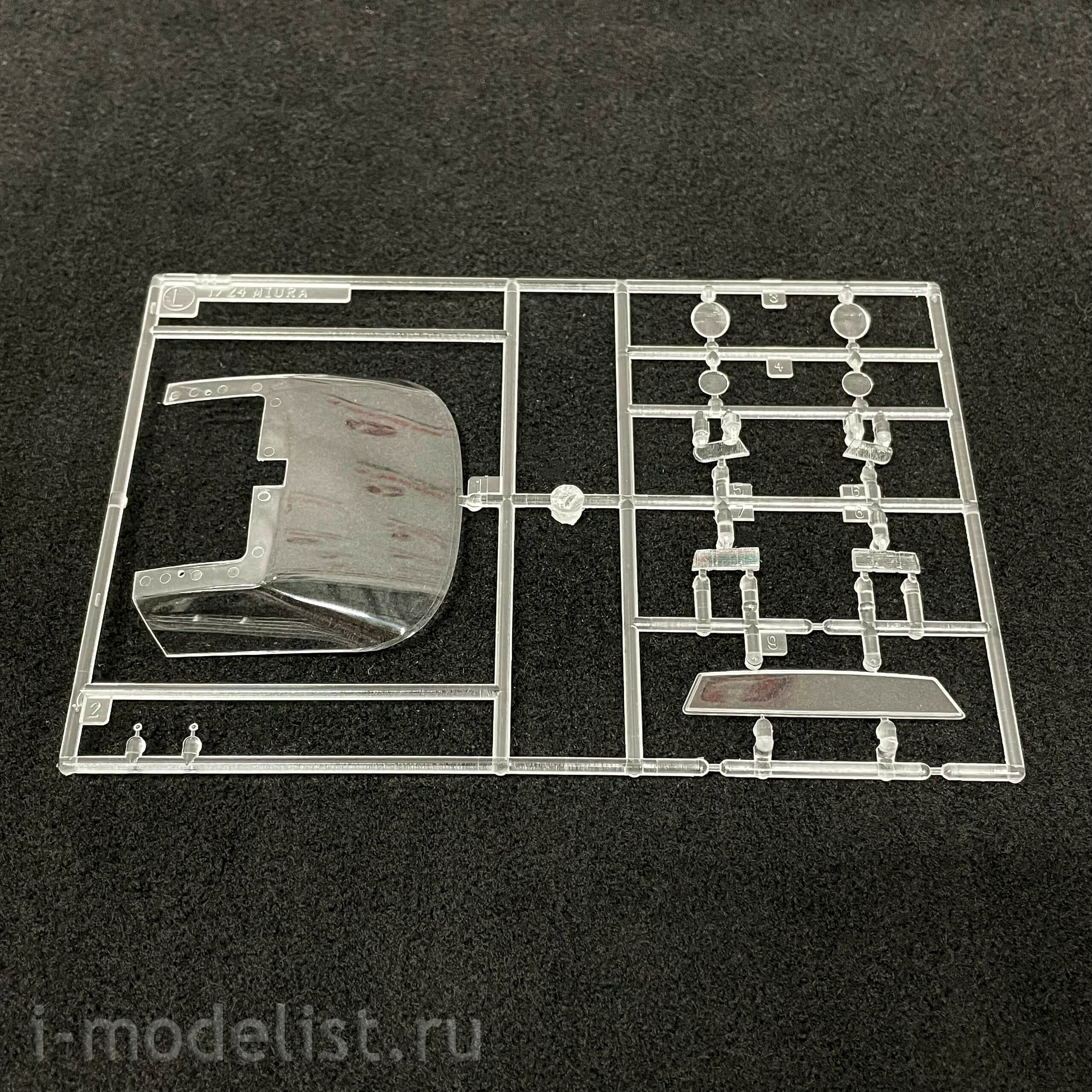 20567 Hasegawa 1/24 Lamborghini Miura P400 