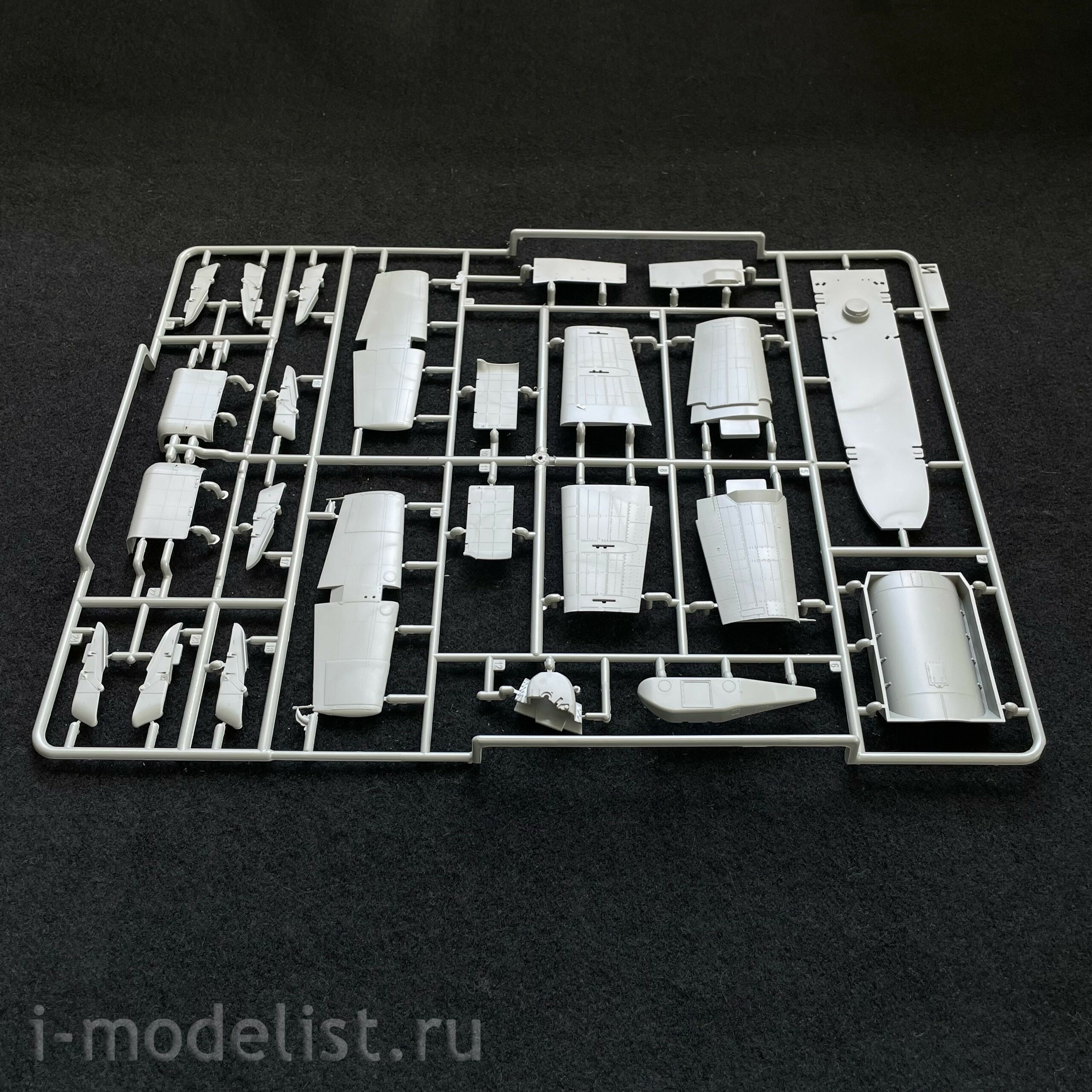 2602 Takom 1/35 AH-64E Apache 