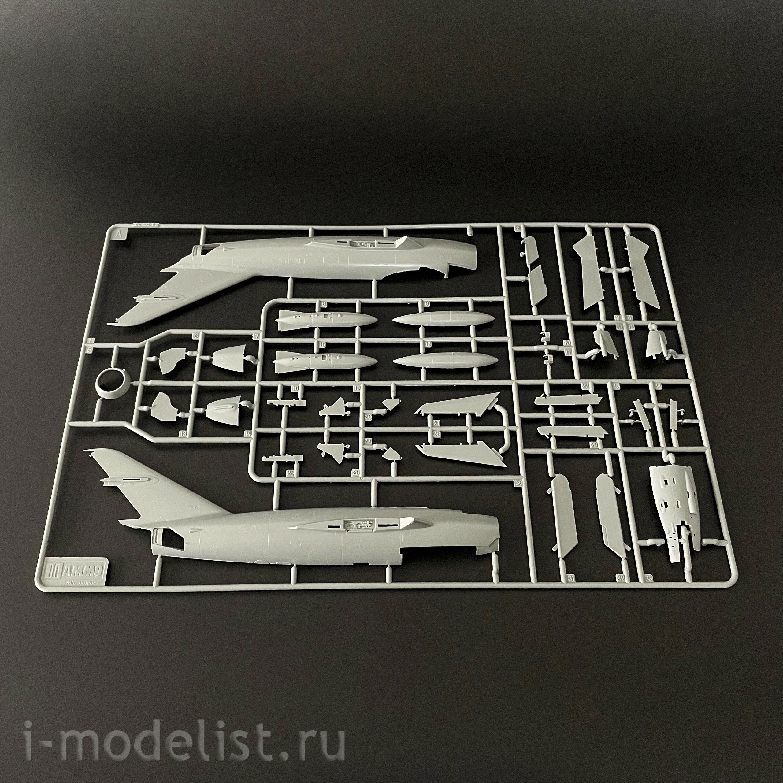 AMIG8512 Ammo Mig 1/48 M-17F/LIM-5 Fighter, U.S.S.R.-G.D.R., Premium version