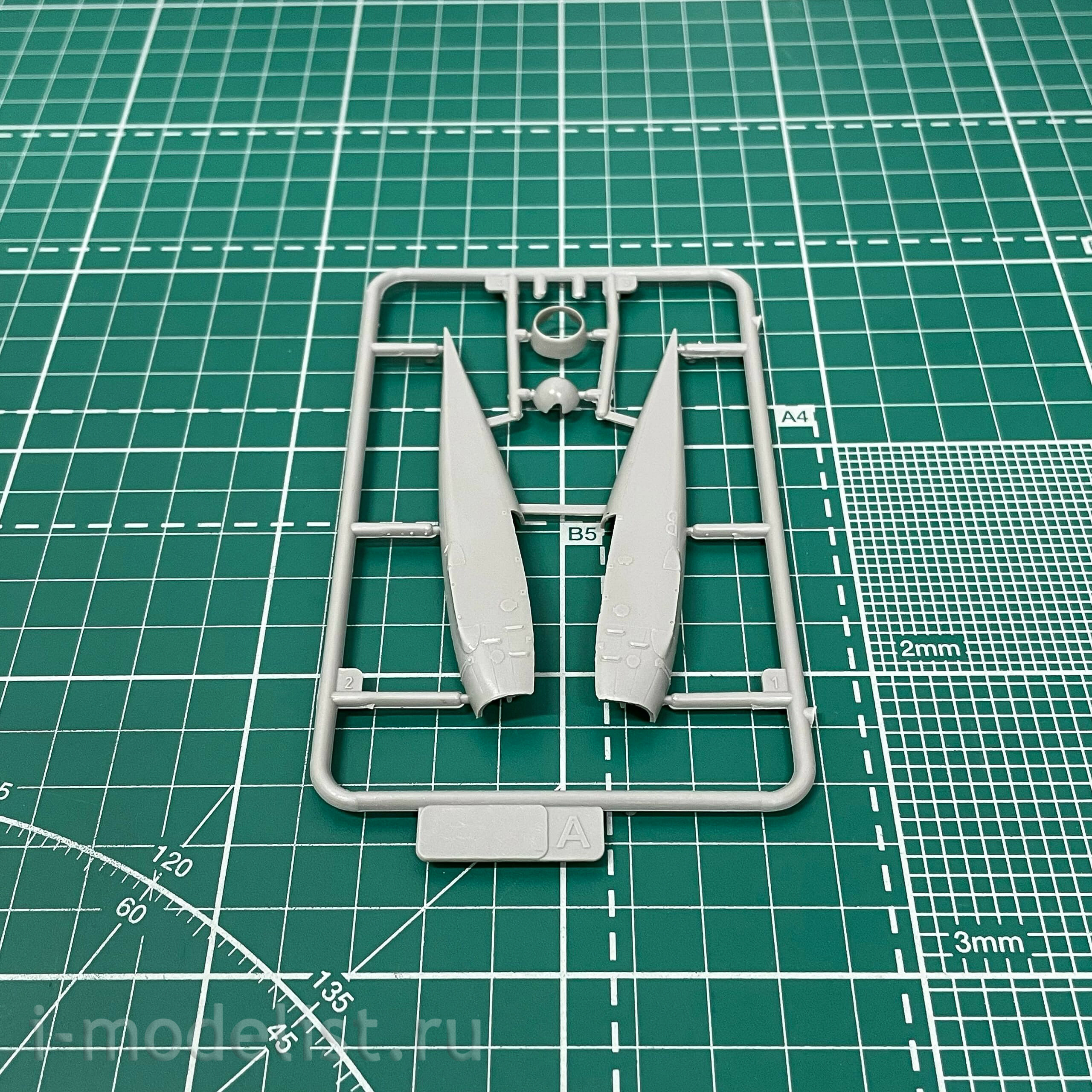 034 Roden 1/72 Albatros W4 Aircraft (late)