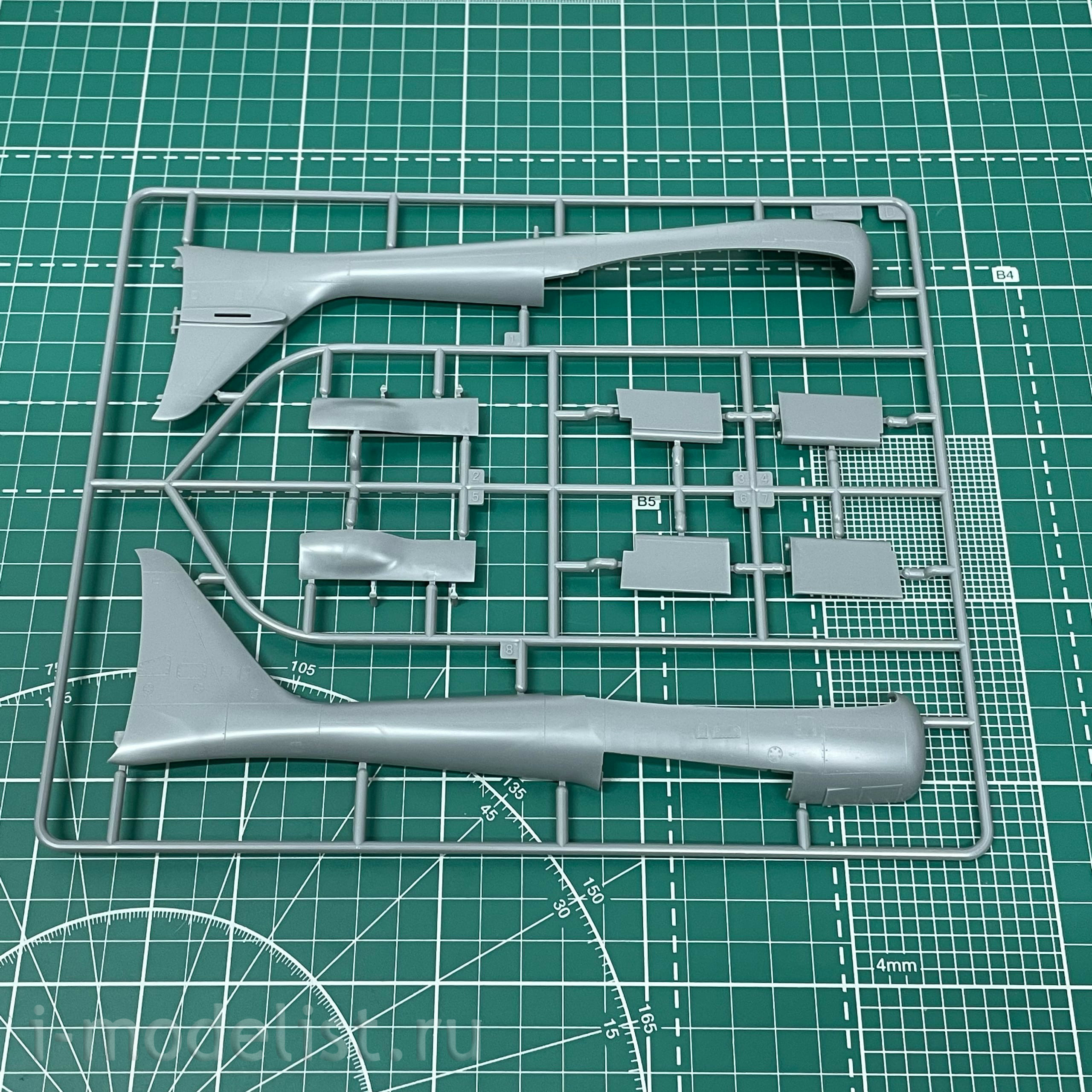 S4815 Great Wall Hobby 1/48 Aircraft P-61b NoseArt + weapons (Limited Edition)