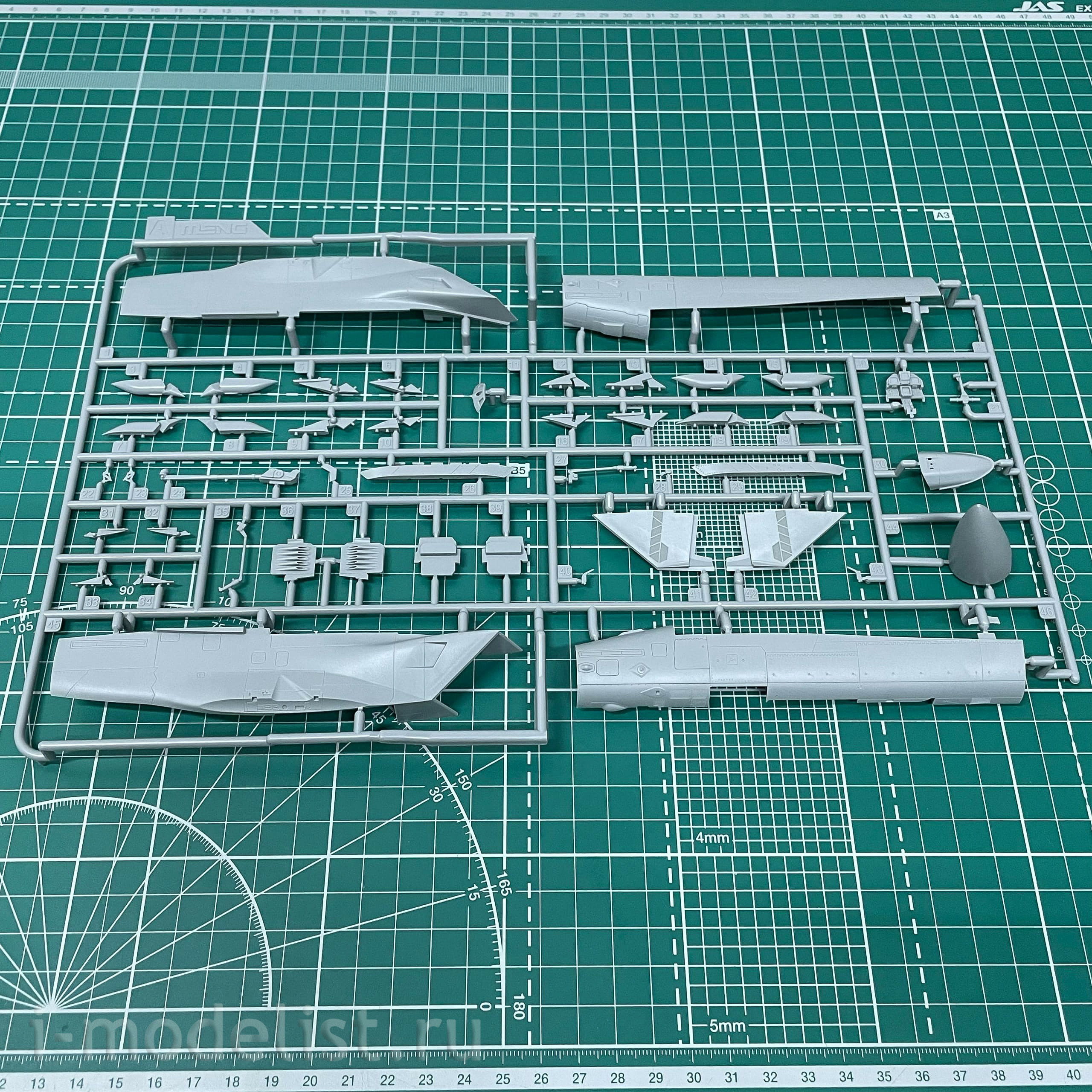 LS-014 Meng 1/48 EA-18G Growler Aircraft