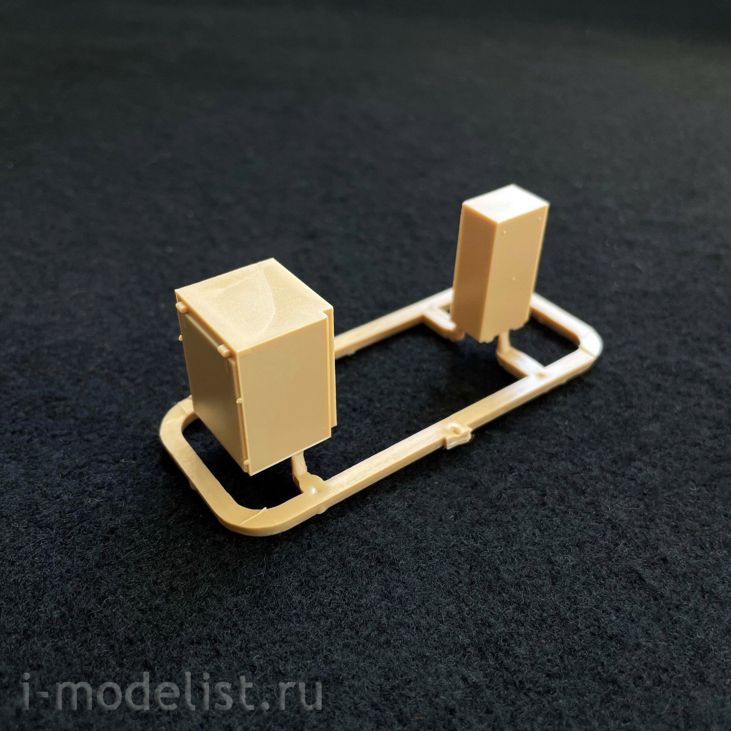 85529 HobbyBoss 1/35 50R6A Anti-aircraft missile system