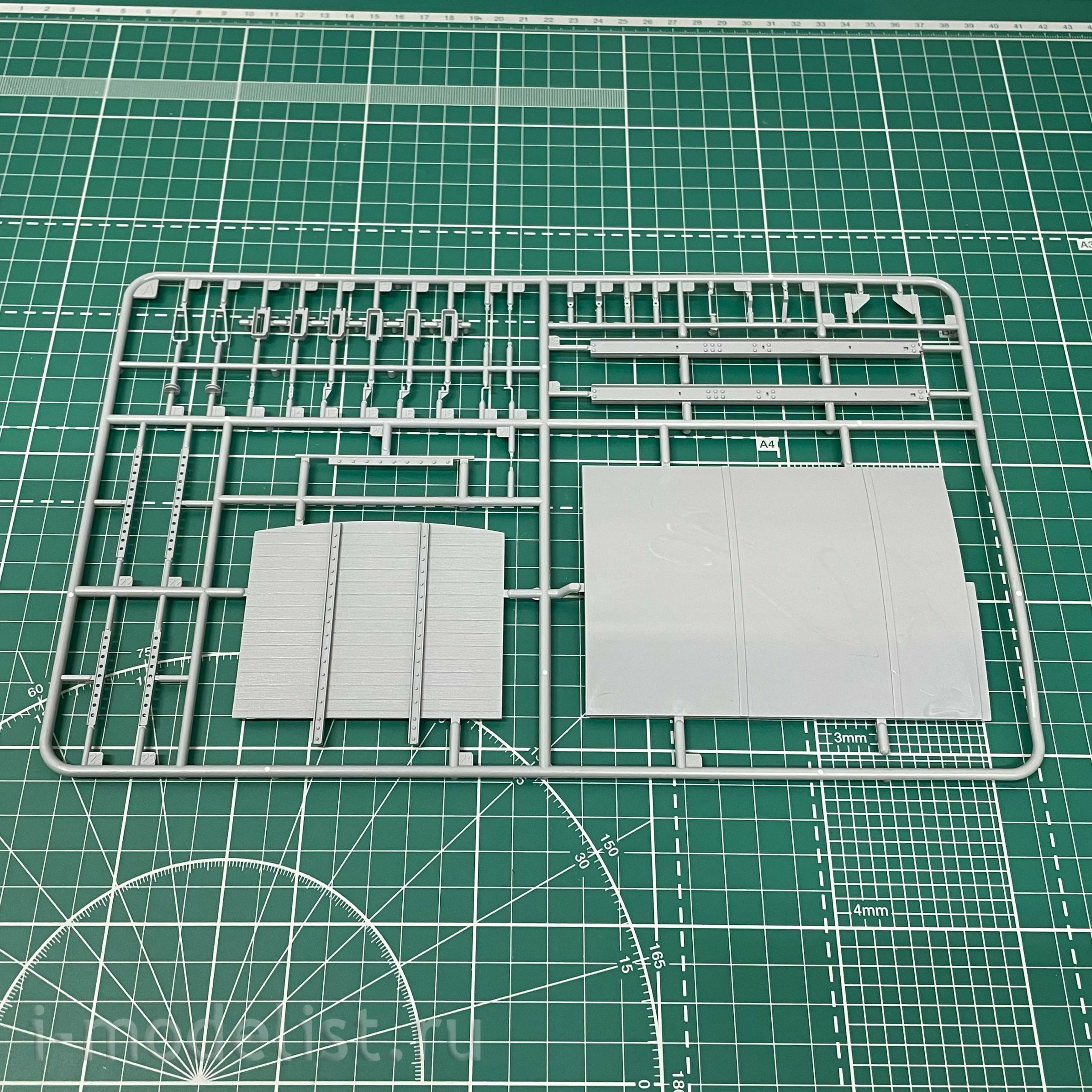 35A01-RCSP Sabre Model 1/35 German railway covered wagon G10 (6 in 1) 