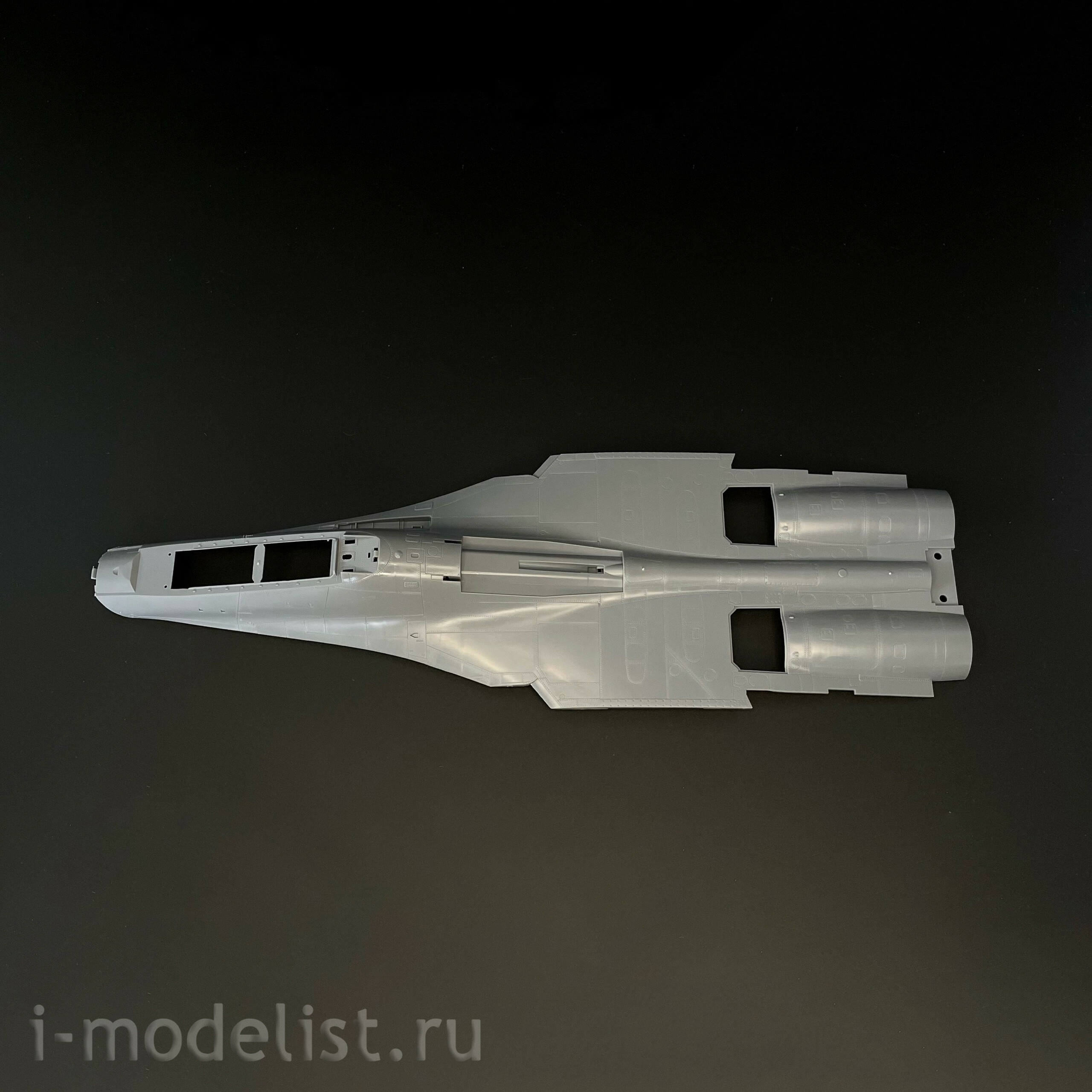 KH80168 Zimi Model 1/48 Российский истребитель С-27УБ (Flanker-C)