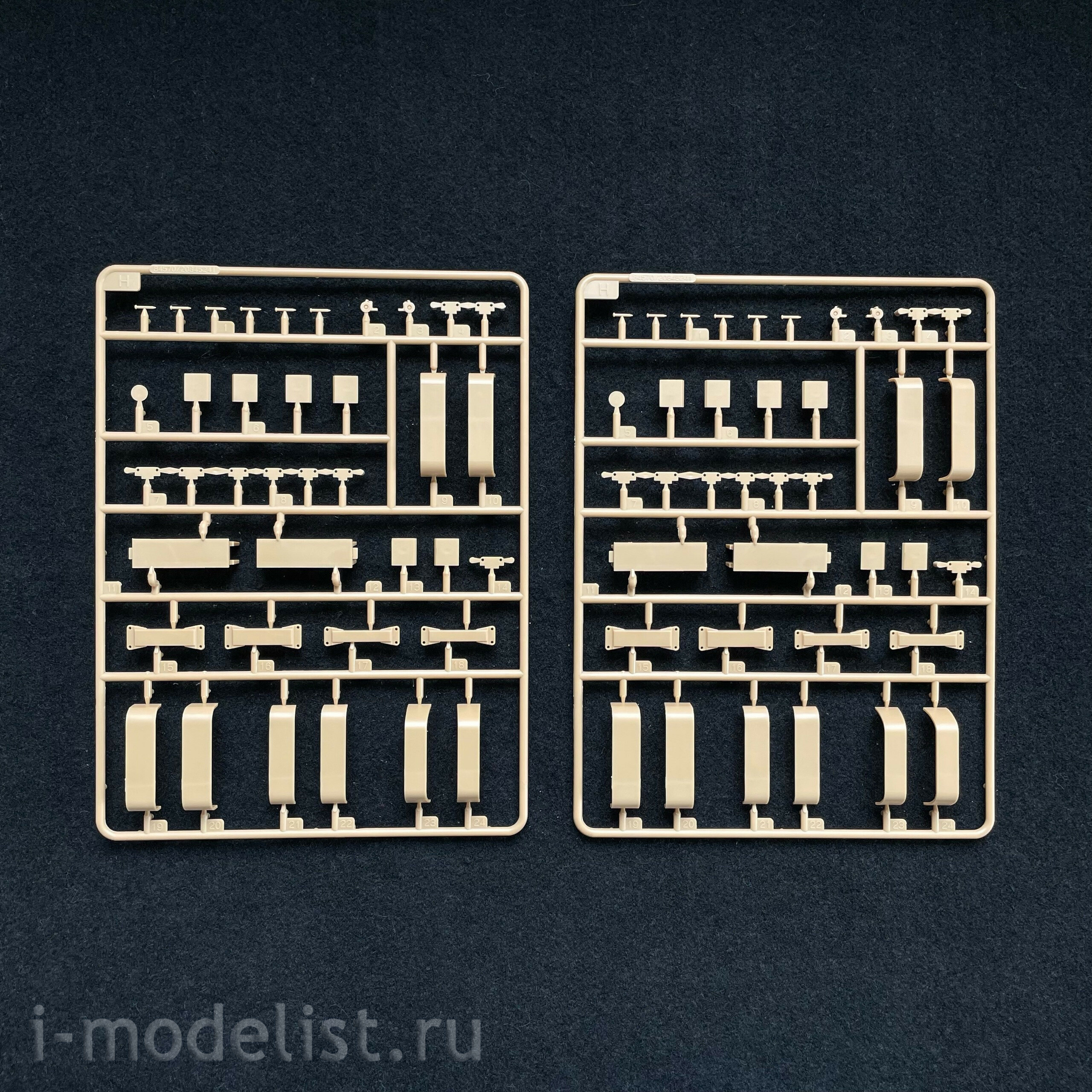 84570 HobbyBoss 1/35 German bridge laying machine IGUANA PSB-2-14(m)