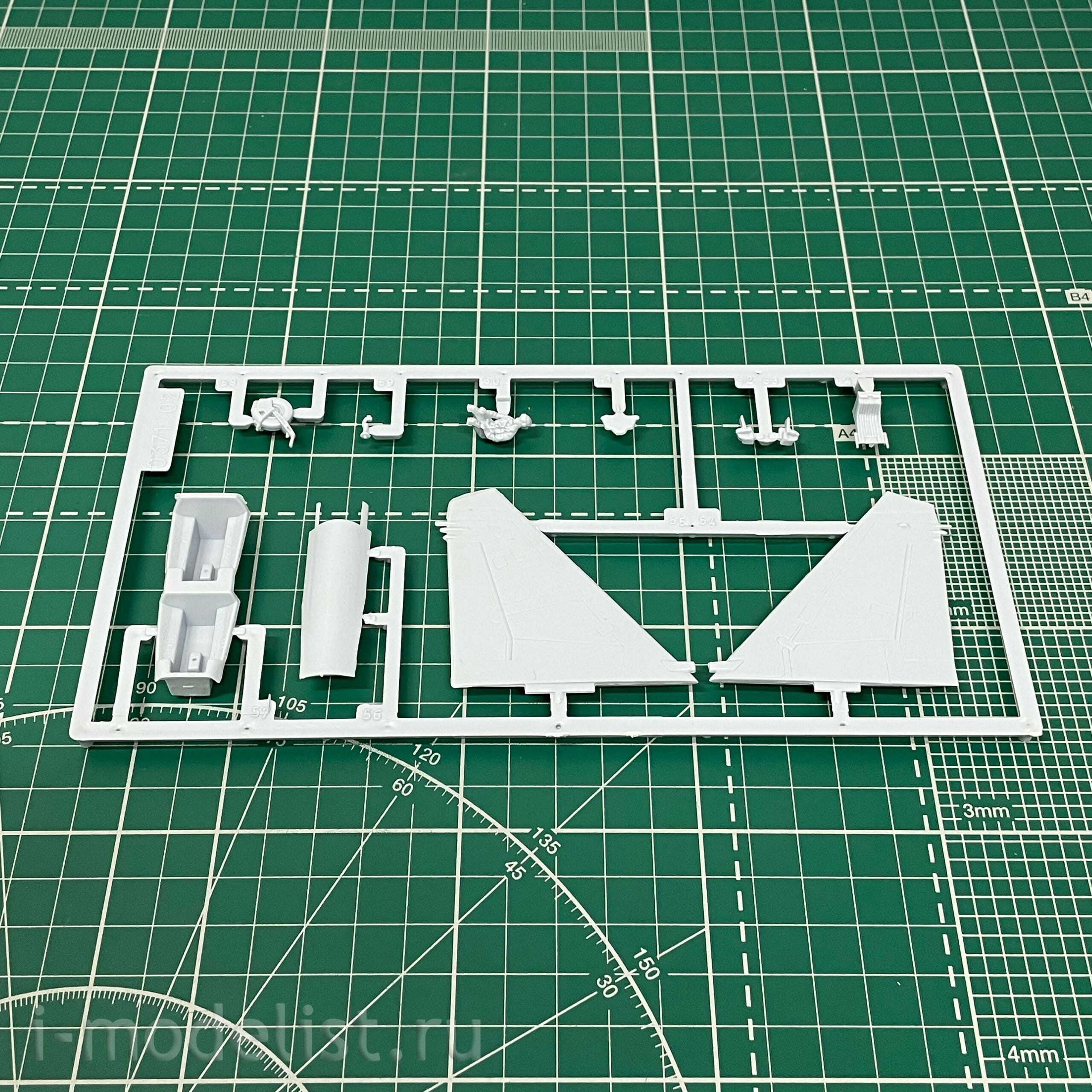 80371 Heller 1/72 Fighter C-27UB