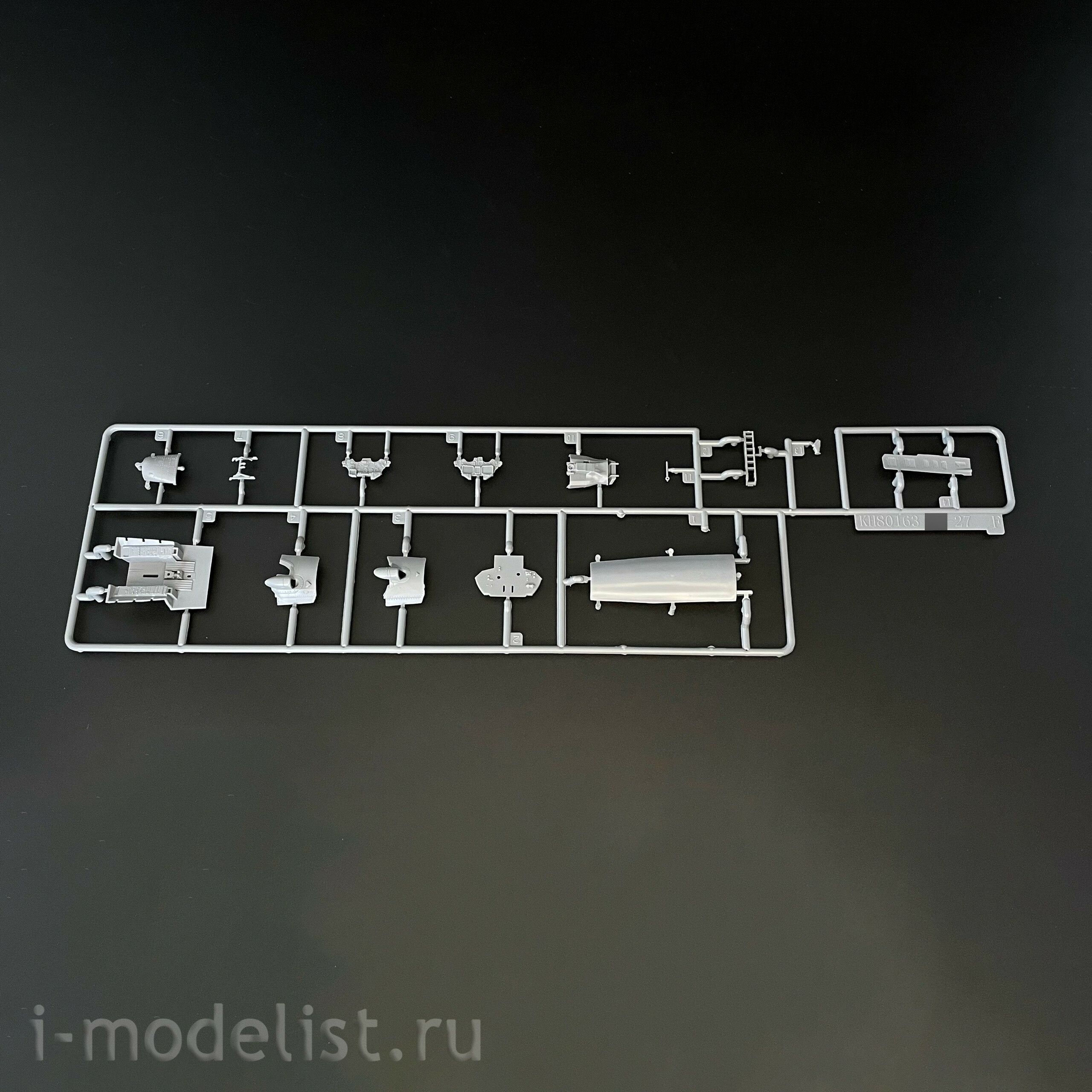 KH80163 Zimi Model 1/48 Российский истребитель С-27 (Flanker-B)