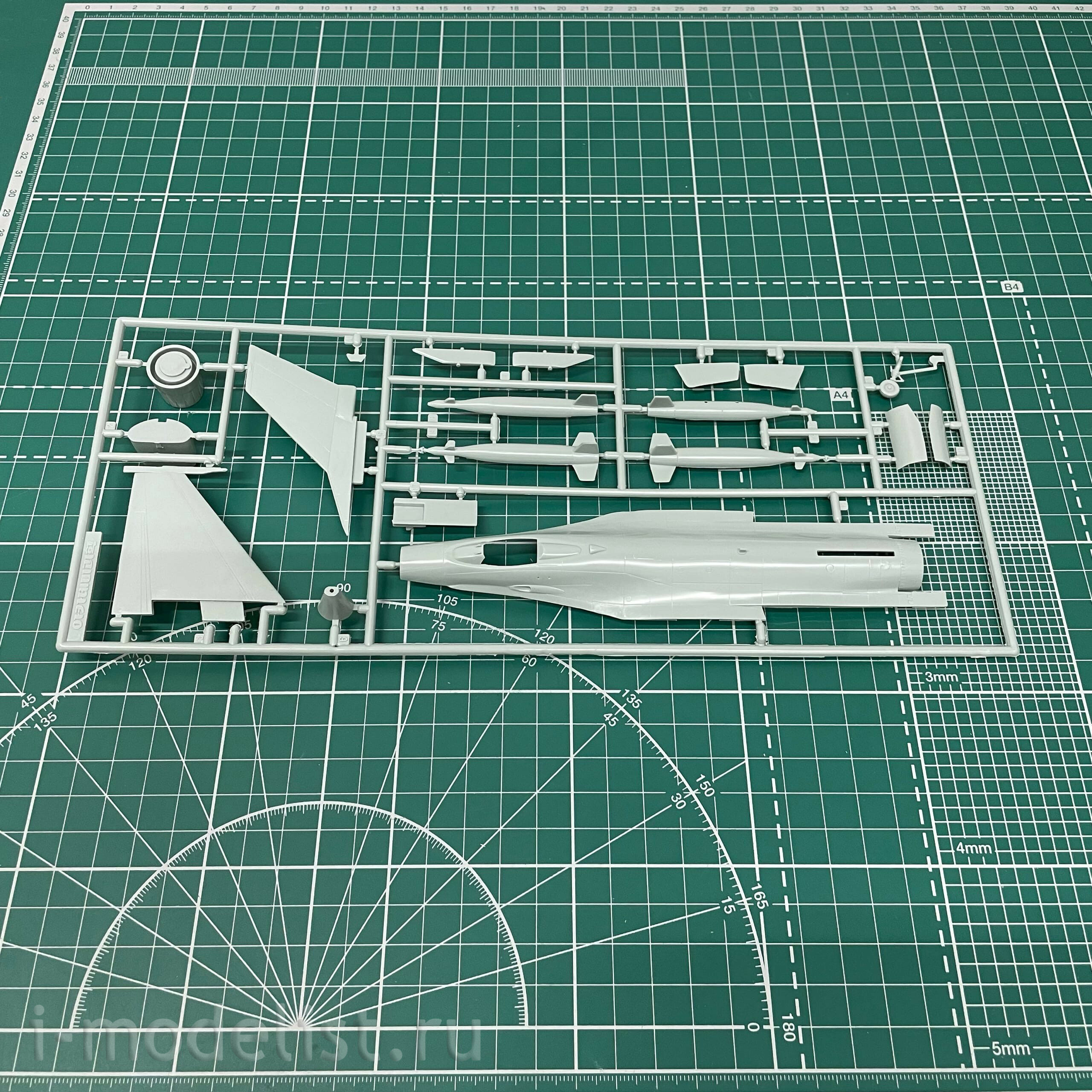 207202 Modeler 1/72 F-16A 