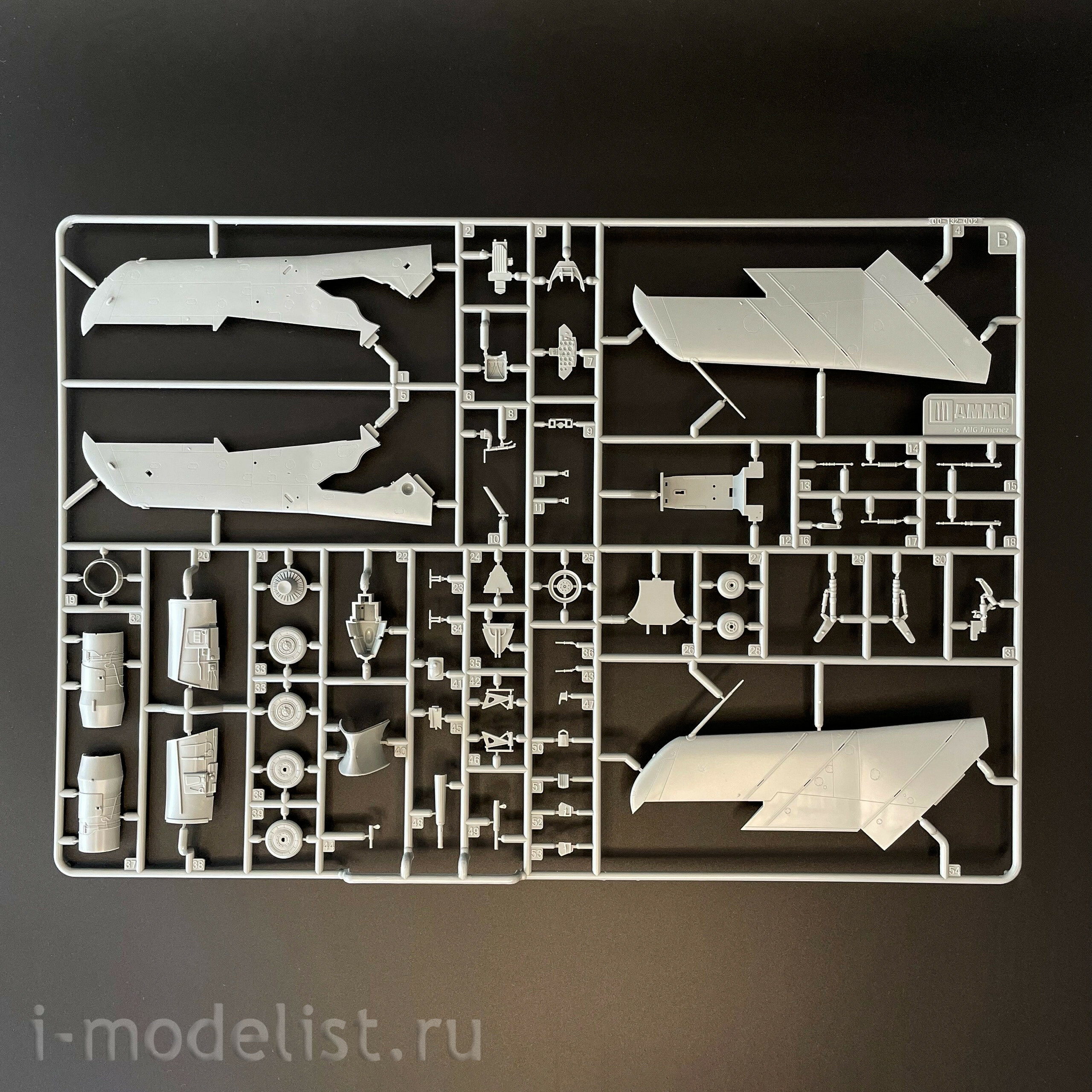 AMIG8510 Ammo Mig 1/48 Реактивный истребитель 17F / Shenyang J-5 (Вьетнам - Китай - Северная Корея)
