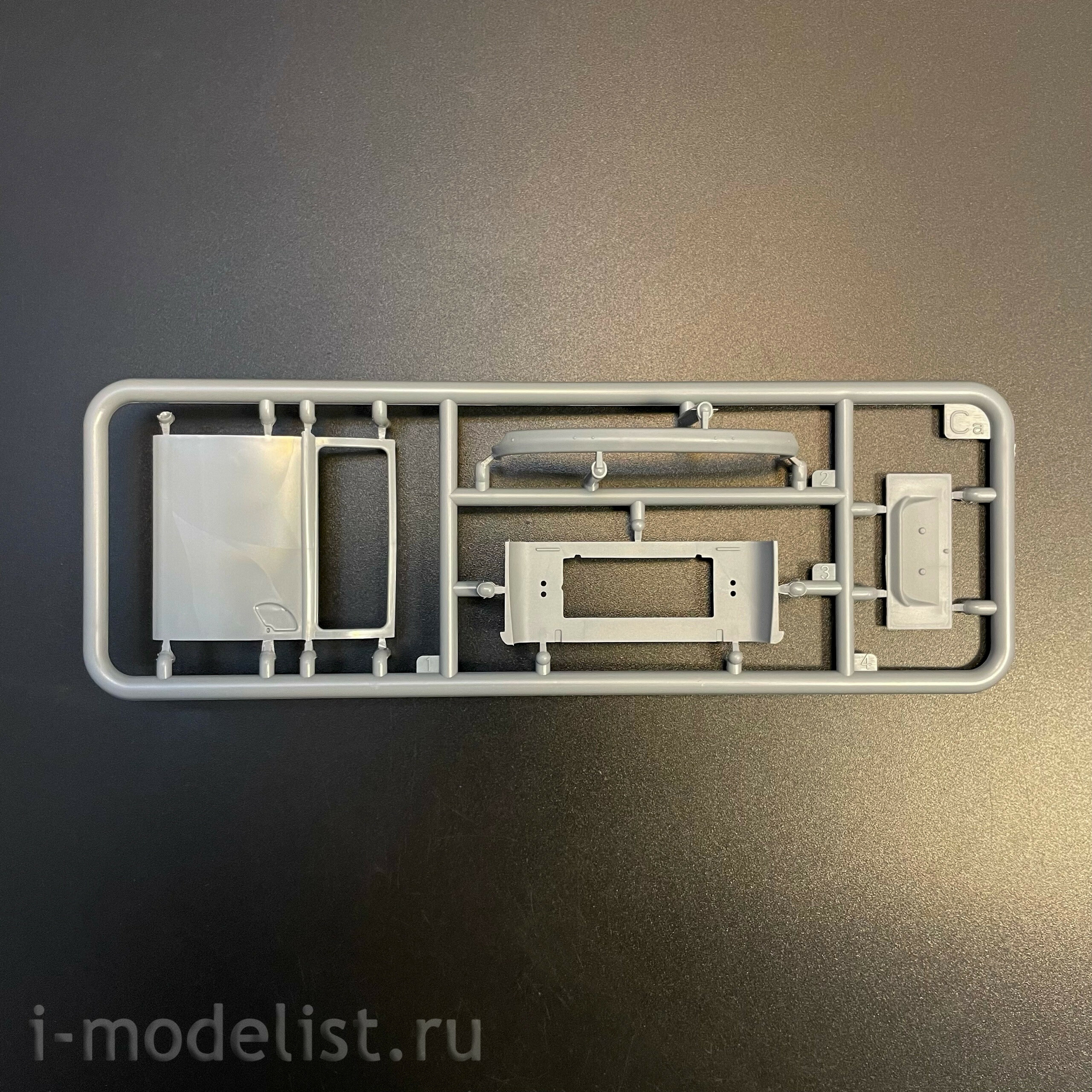 AK35023 AK Interactive 1/35 Фургон T2 1967 года общественное обслуживание