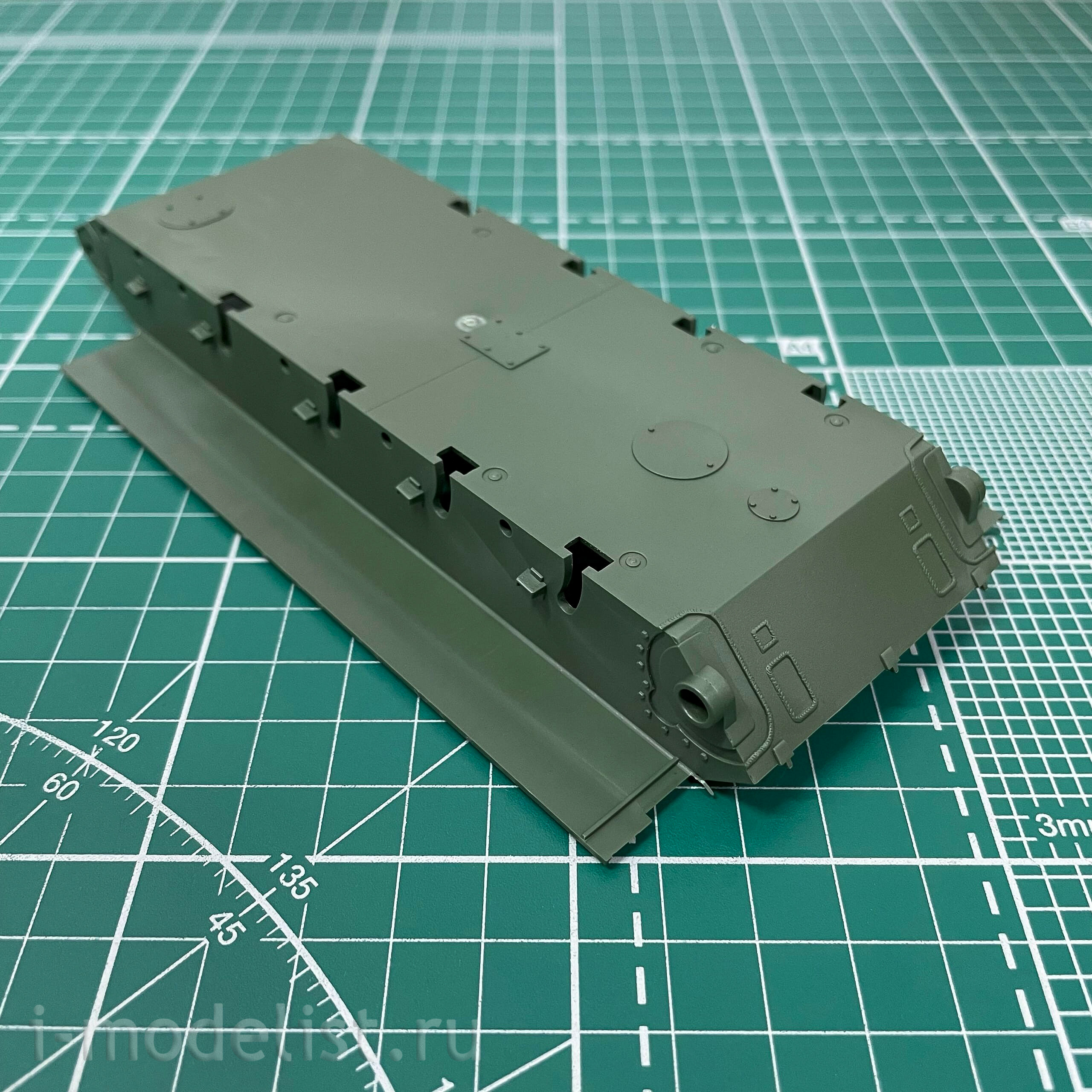 303529 Modeler 1/35 Soviet tank 34-76 issue early 1943.
