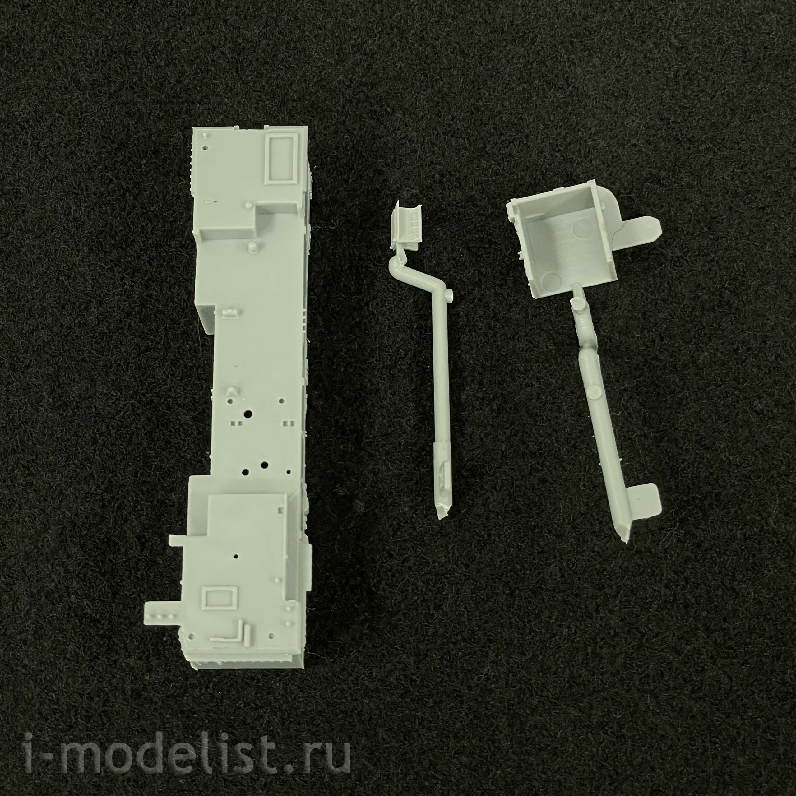 83405 HobbyBoss 1/700 USS Boxer LHD-4