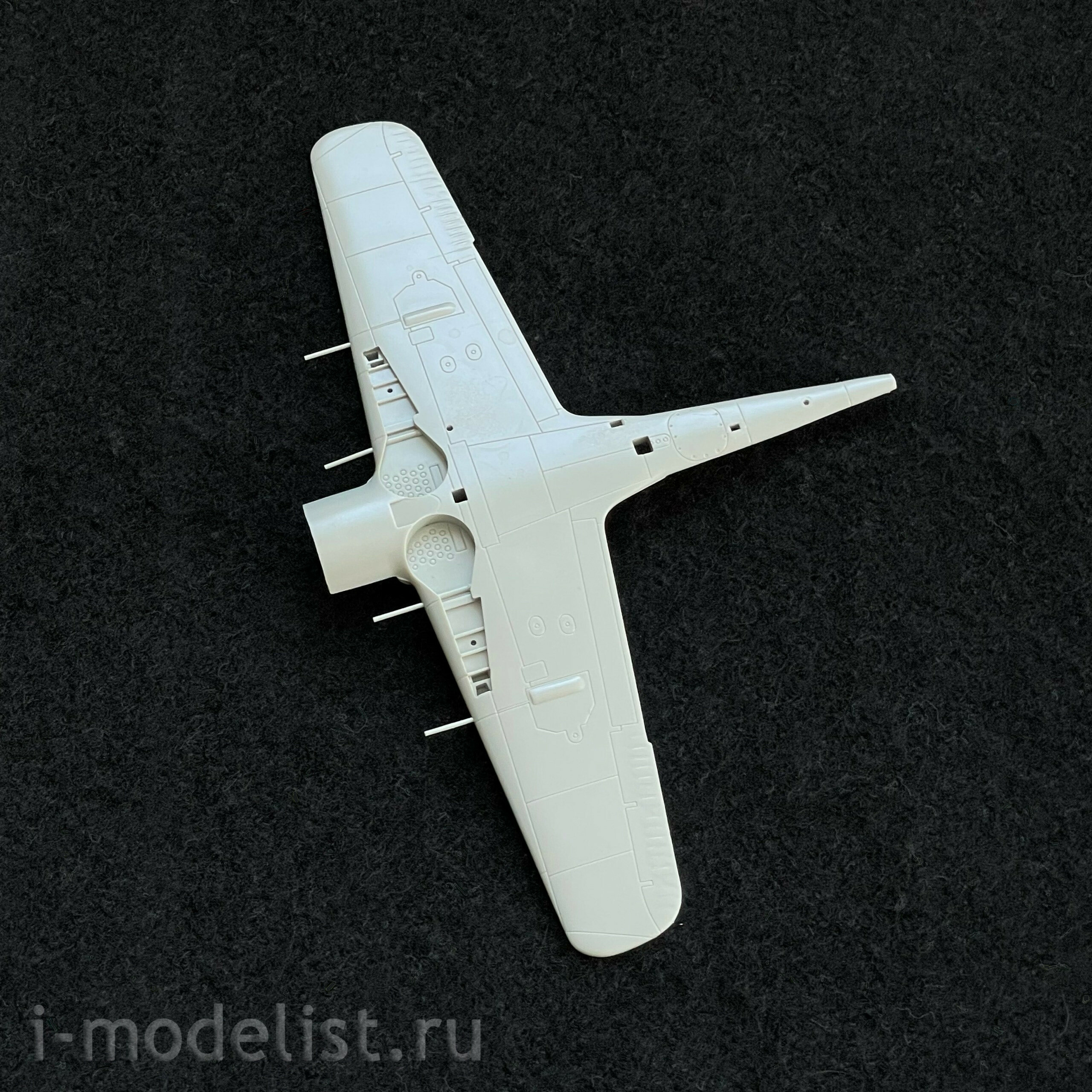 80245 HobbyBoss 1/72 Aircraft Fw190A-6