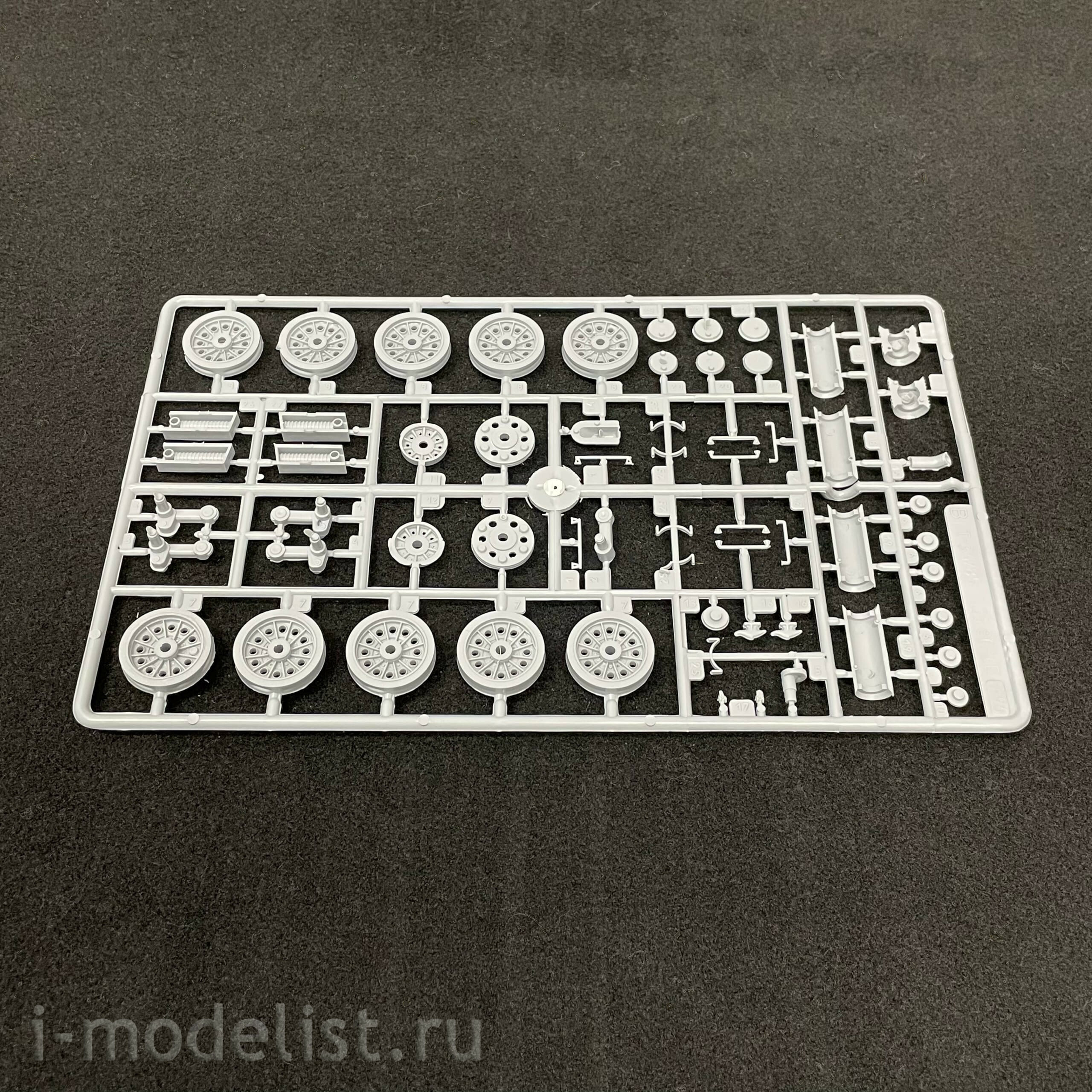 3524 Maket 1/35 Tank 34/76 1943 year of manufacture