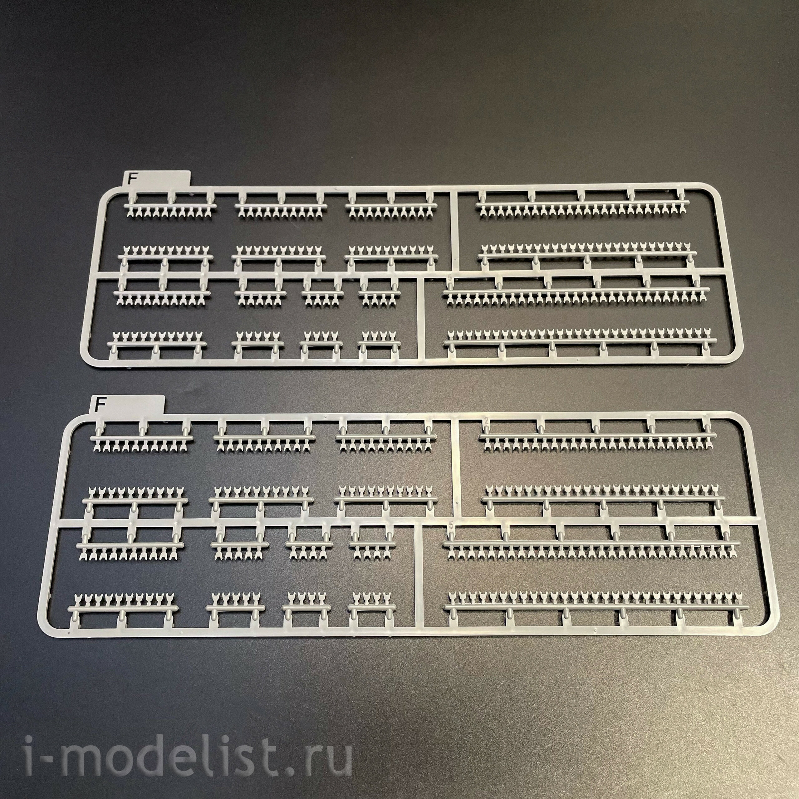 2196 Takom 1/35 Notмецкий тяжёлый танк Sd.Kfz.181 Pz.Kpfw.VI Ausf.E - Tiger I ранний