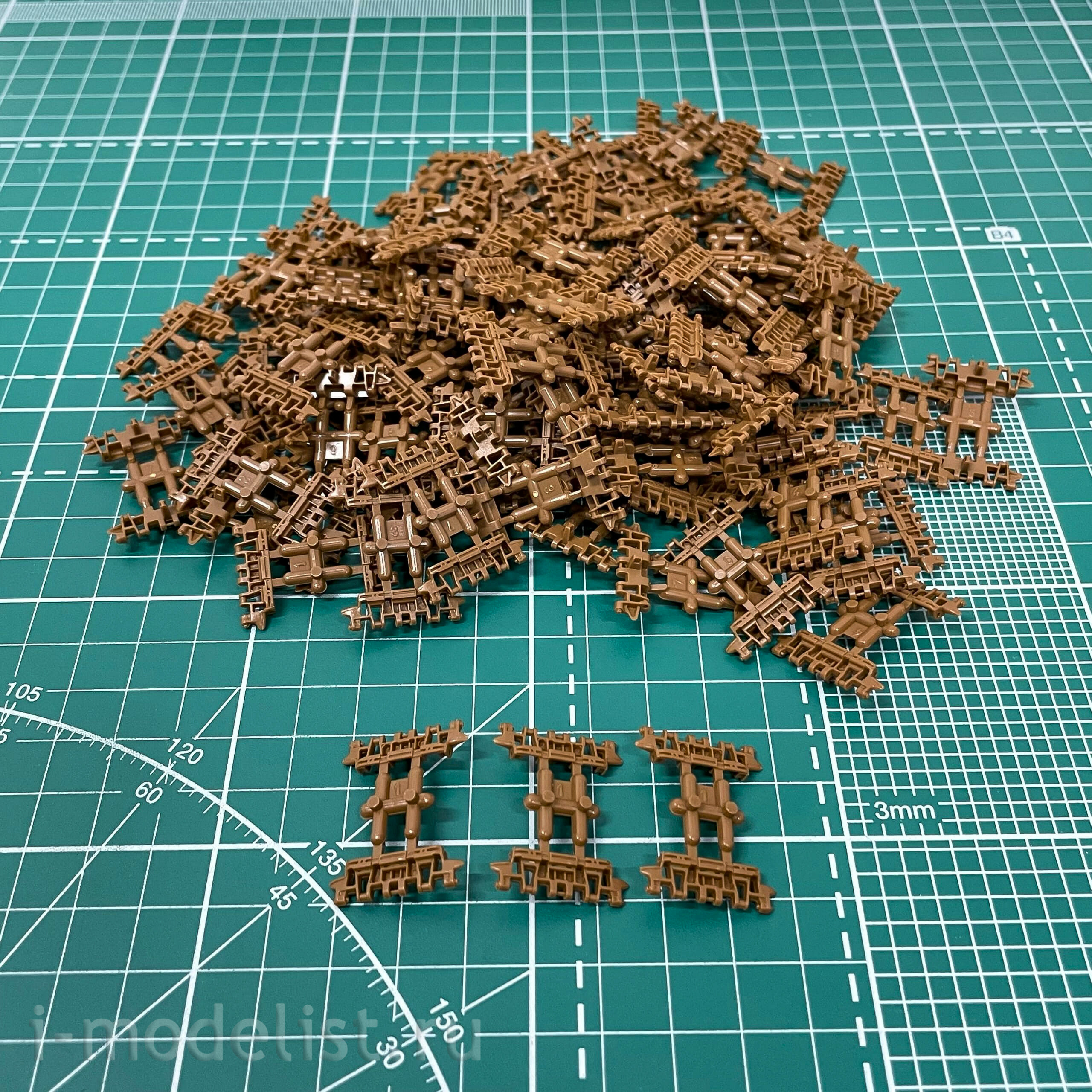 35A008 Amusing Hobby 1/35 Tank Destroyer FV215B (183)
