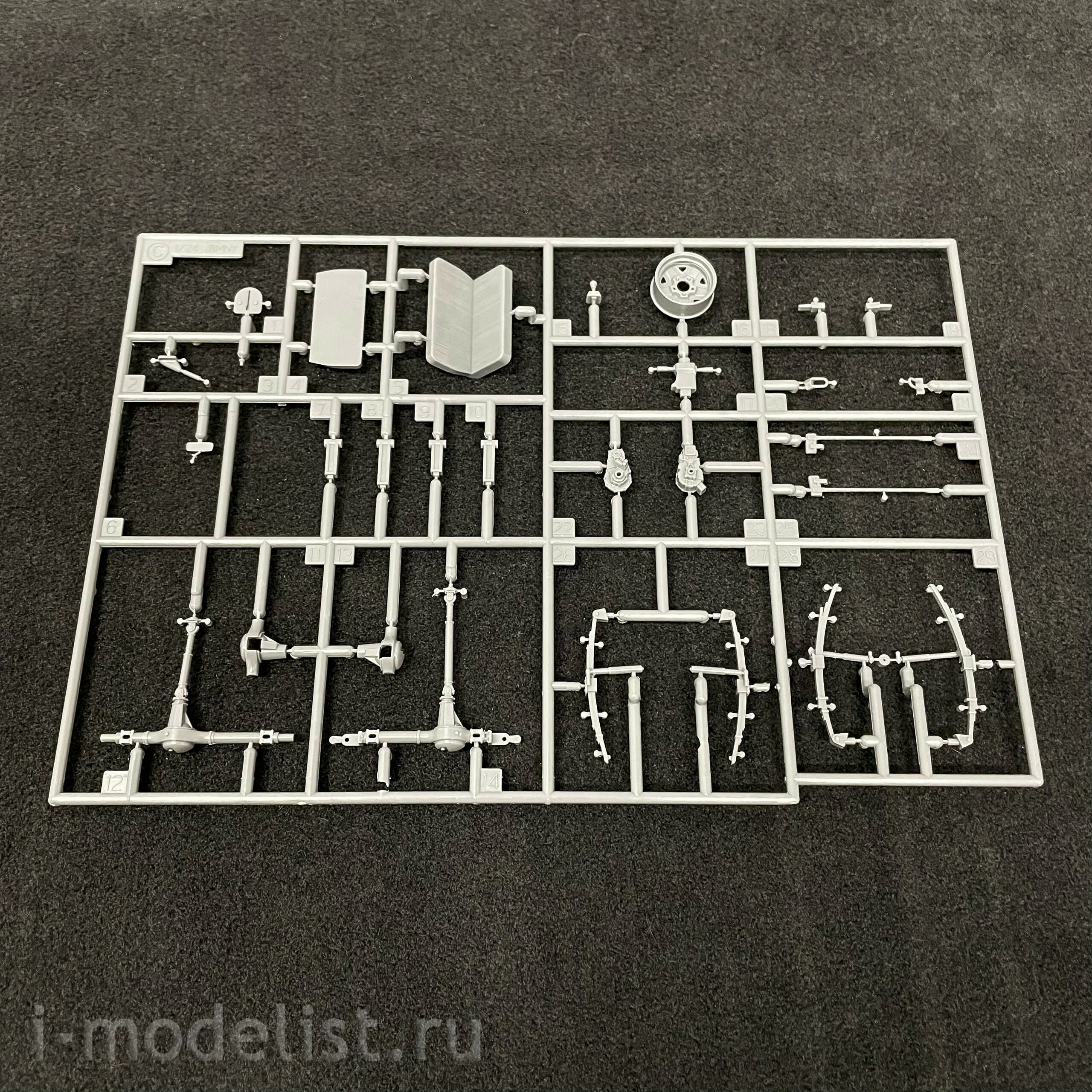 20568 Hasegawa 1/24 Suzuki Jimny Car (JA11-1)