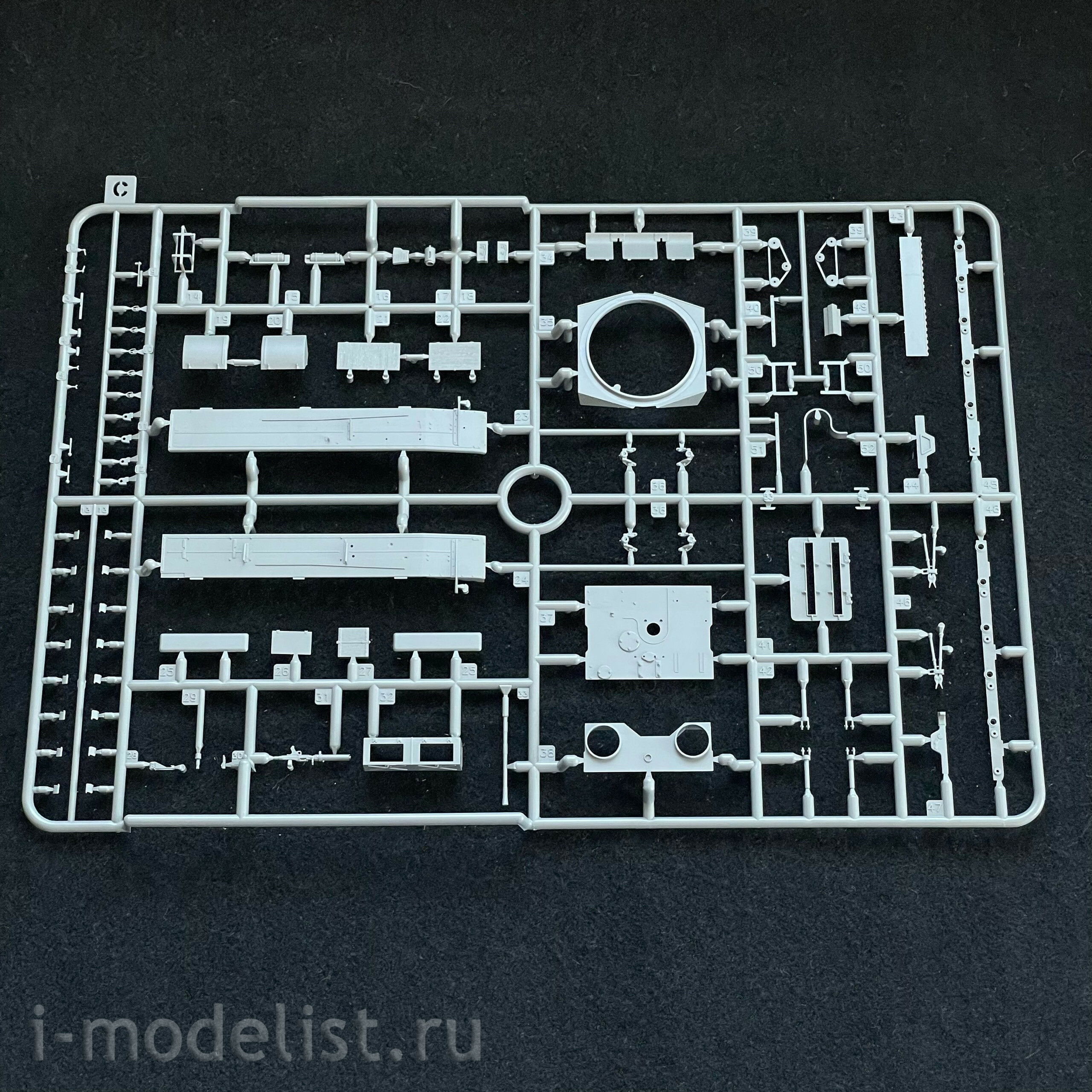 BT-018 Border Model 1/35 German light tank Pz.Kpfw.II Ausf.L Luchs, late
