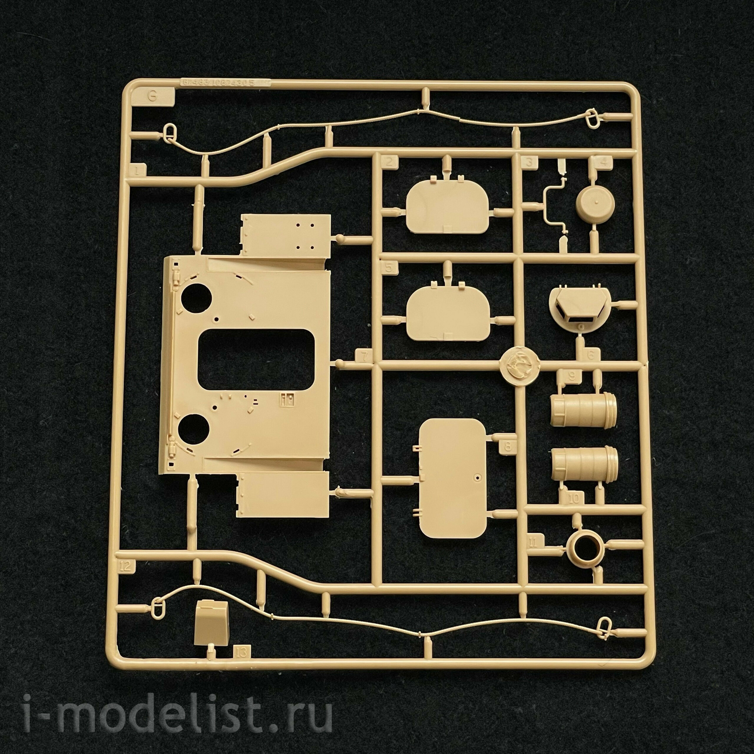 HobbyBoss 1/35 82483 PLA ZBD-05 Amphibious IFV