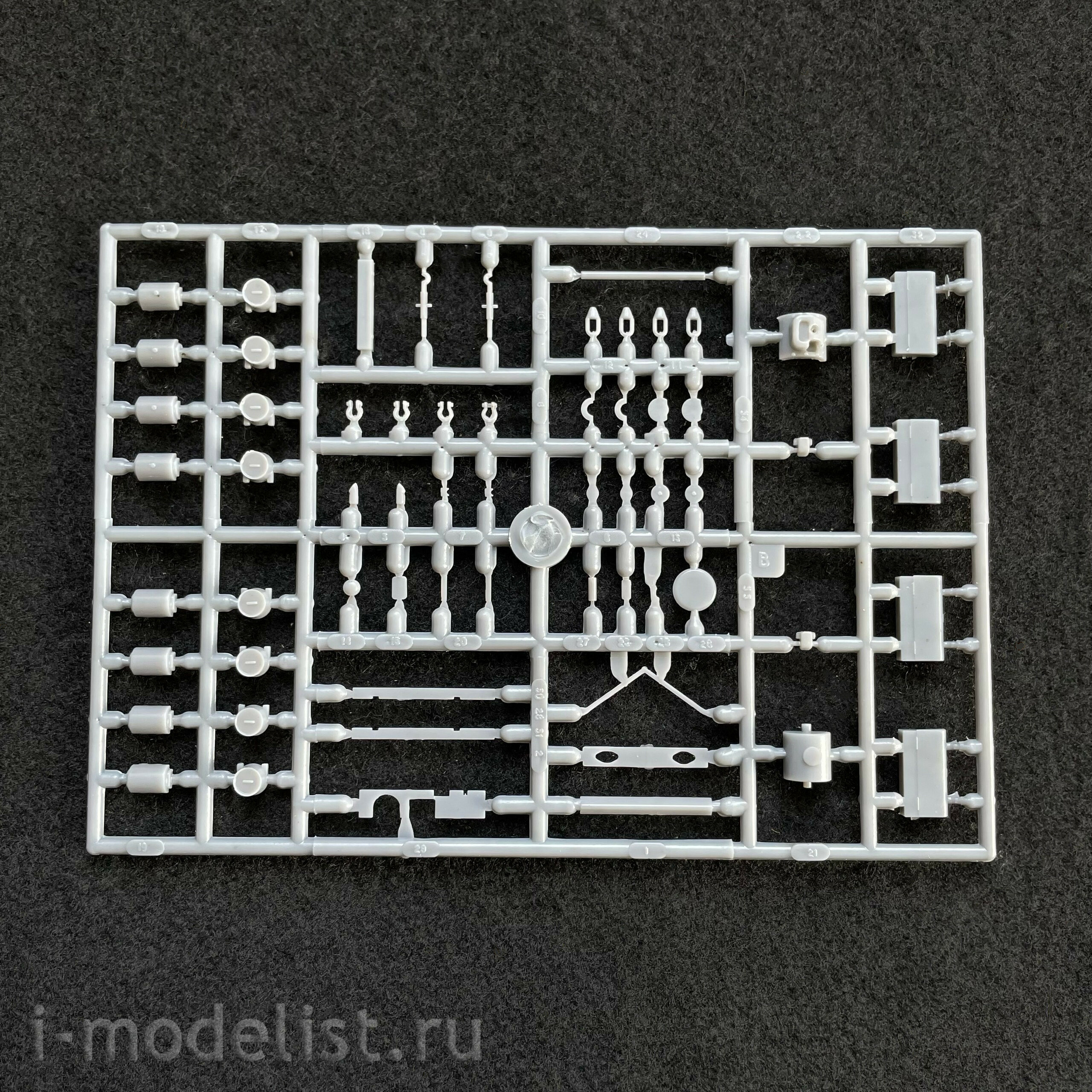 SEA038 Zebrano 1/72 Heavy self-propelled gun ZIK-20