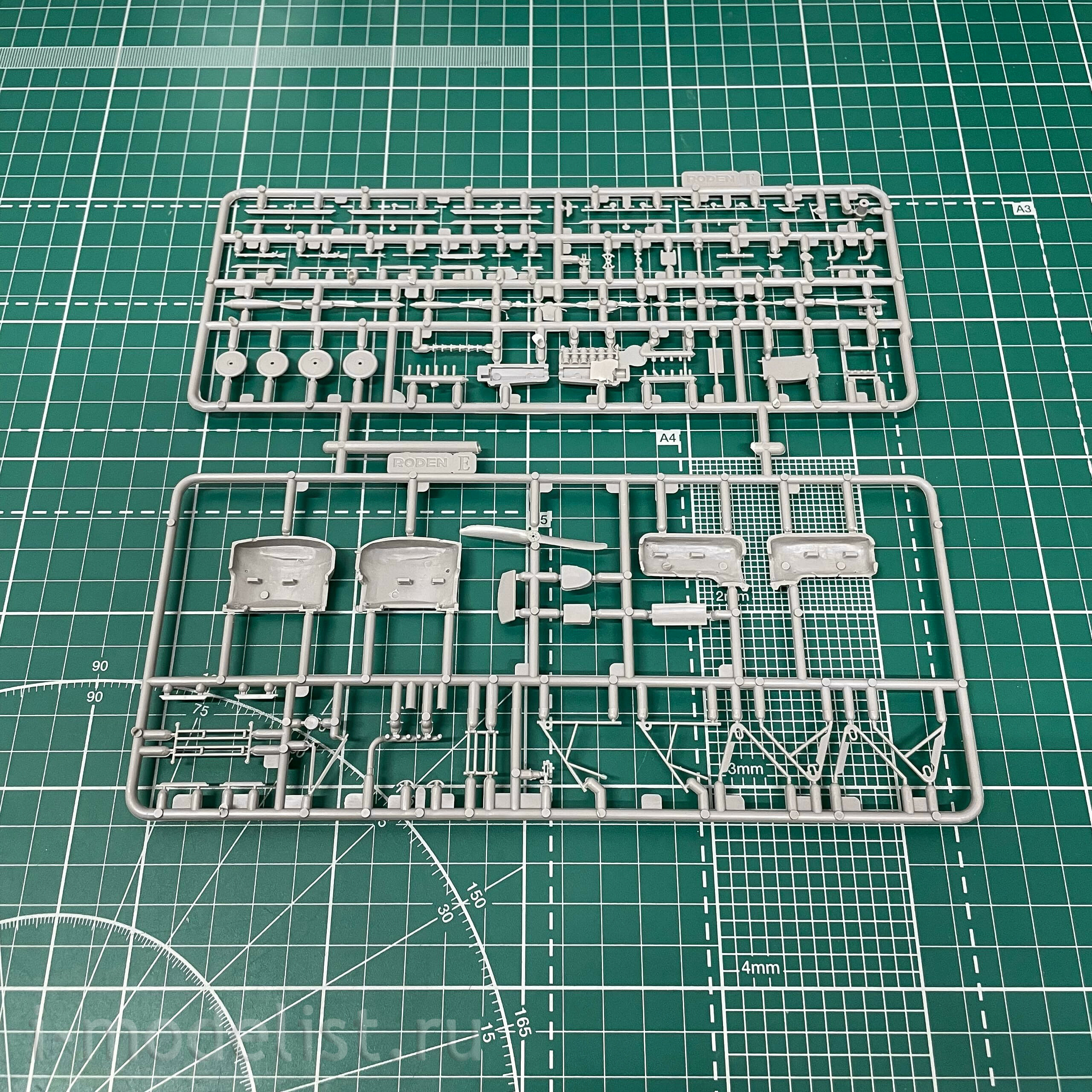 020 Roden 1/72 Aircraft Gotha G. Va, G. Vb