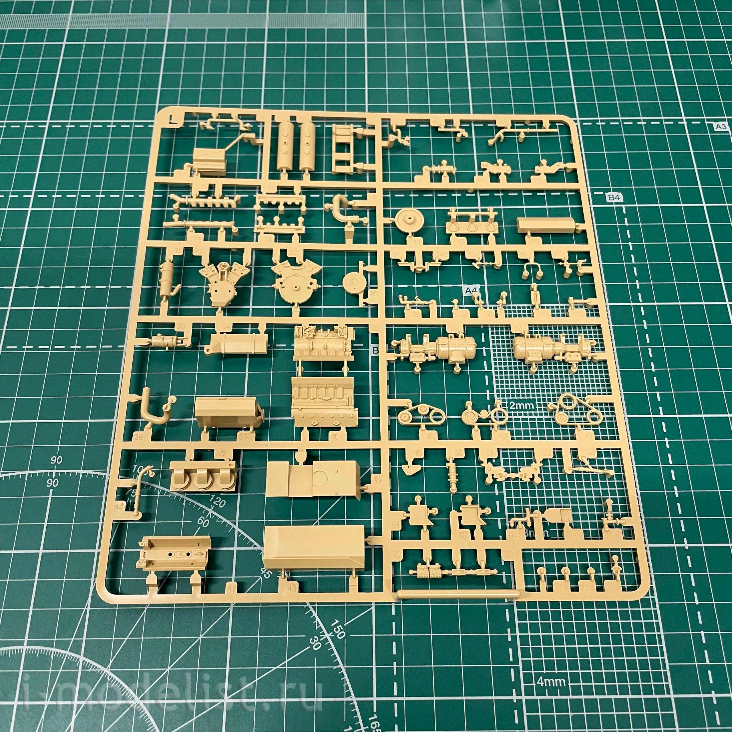RM-5073 Rye Field Model 1/35 StuG III Ausf. G Early type with full interior and working tracks