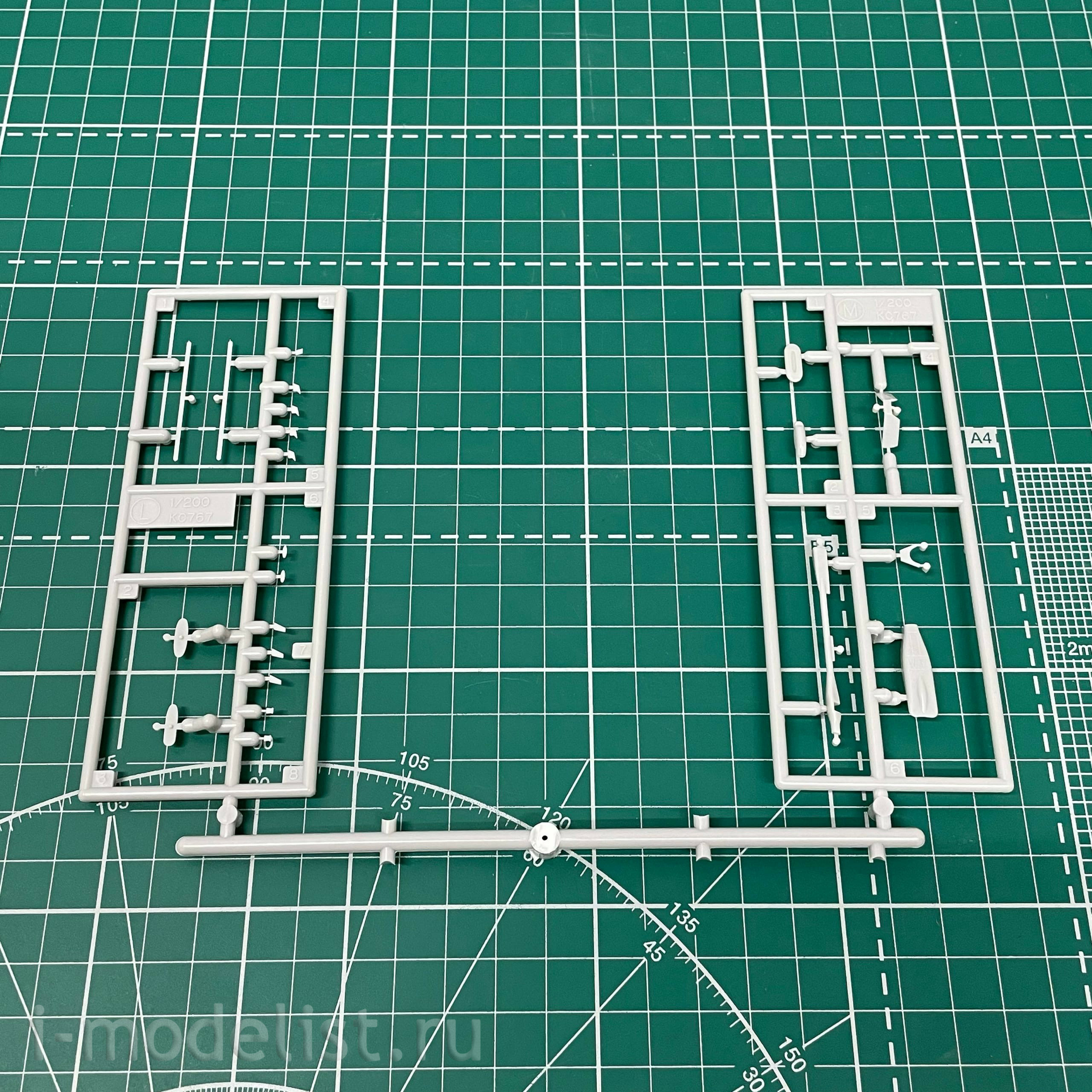 10808 Hasegawa 1/200 KC-767 WORLD TANKER (2 kits)