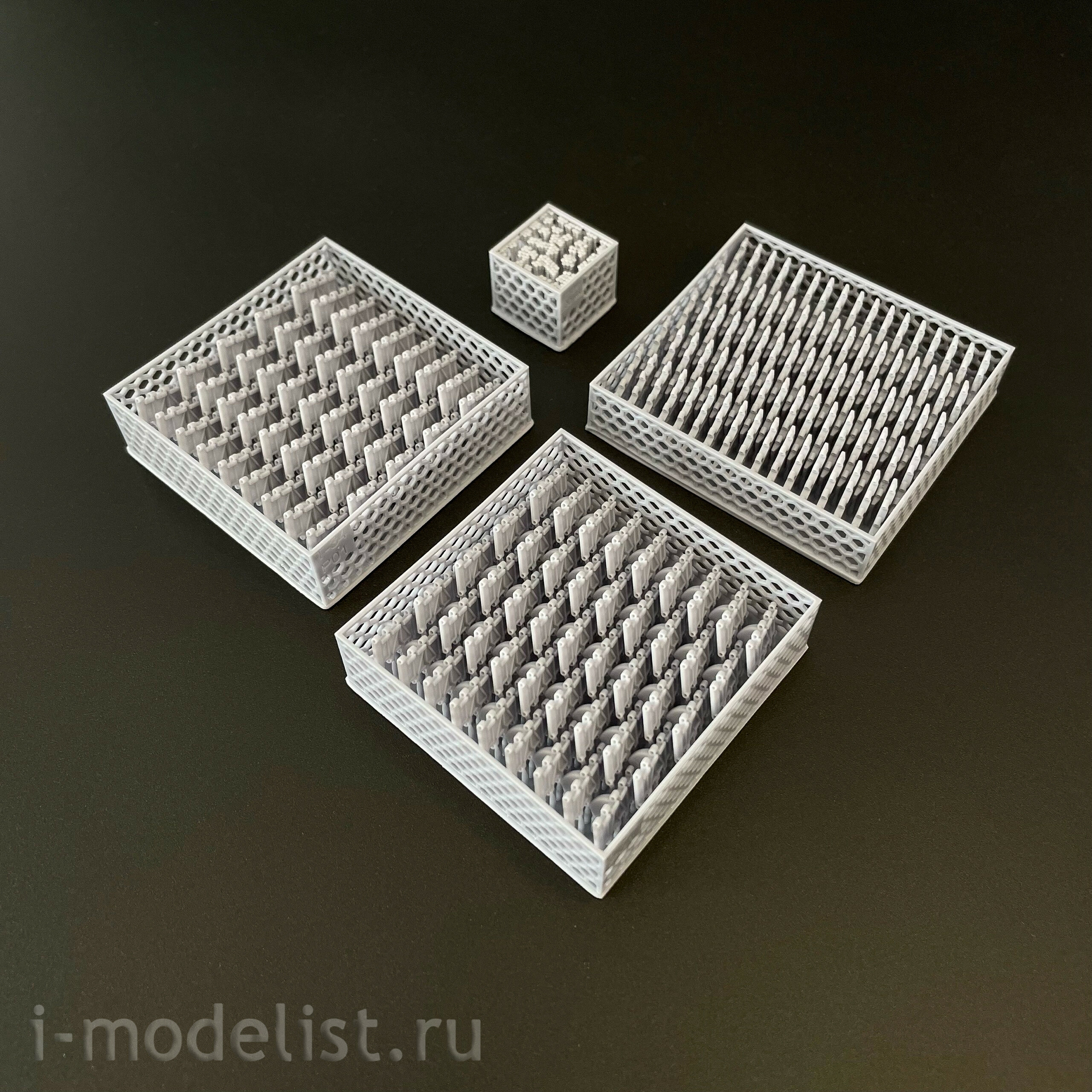 EL35027 GE Models 1/35 Сборные траки Шевронные ранние тип 34, Тип 3