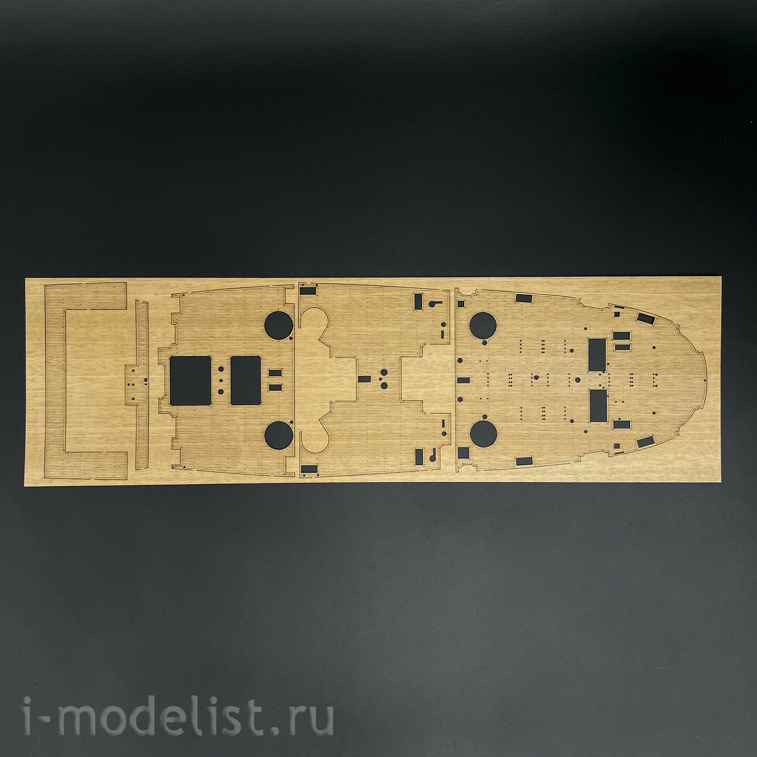 EP20015 Squadron 1/200 Deck of the passenger steamer Titanic
