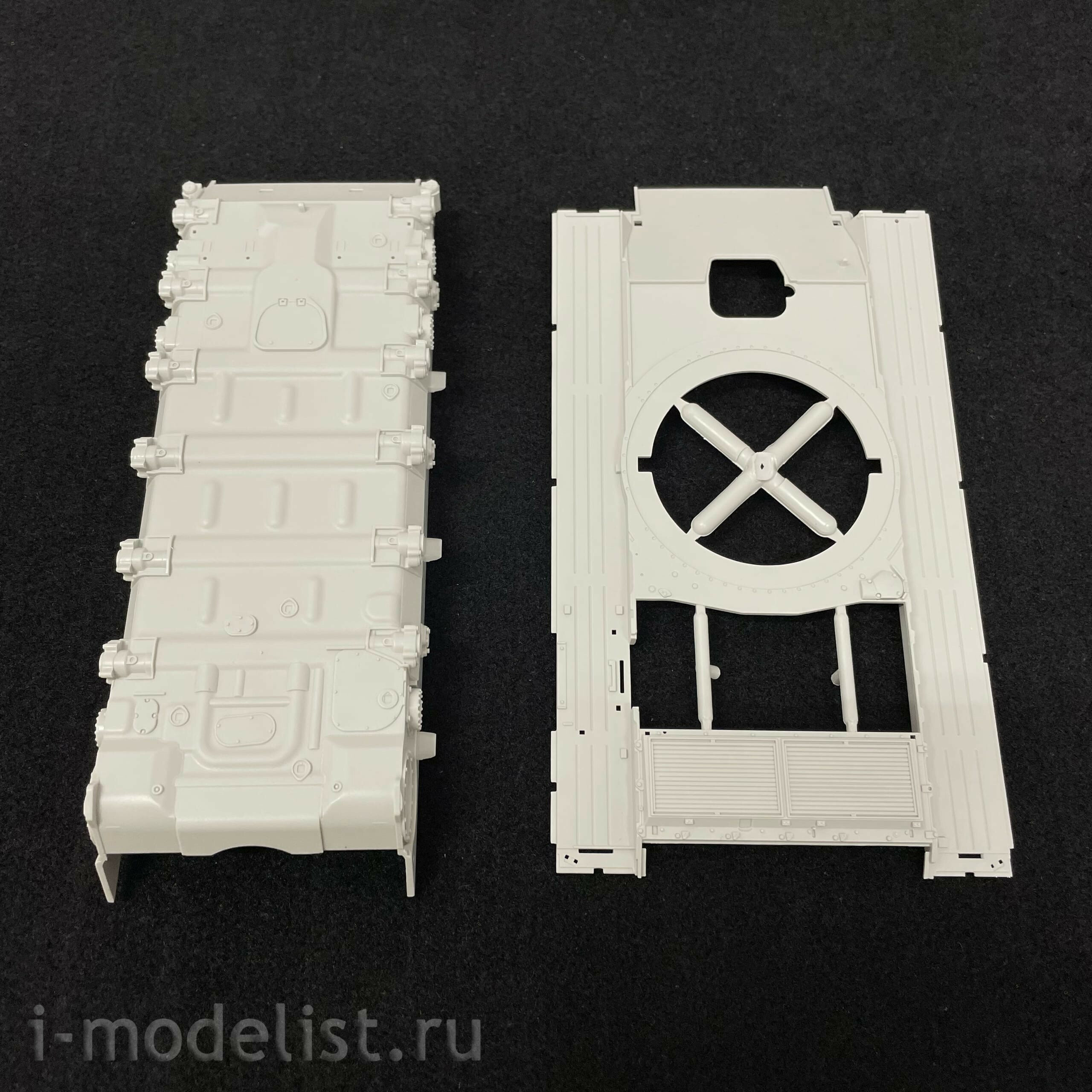 TS-053 Meng 1/35 Russian T-72B3M main battle Tank with KMT-8 minesweeper (licensed by UVZ)