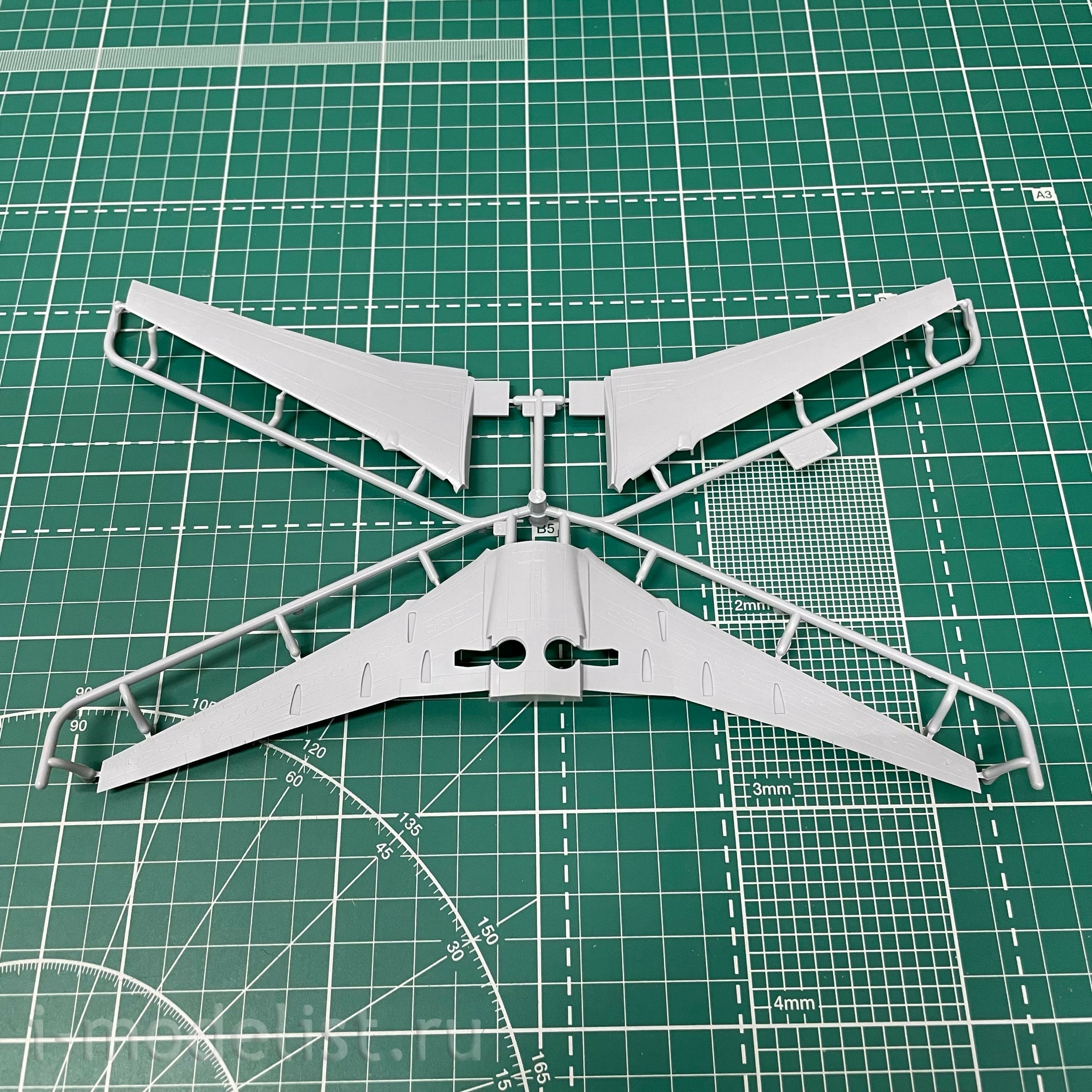 7026 Zvezda 1/144 Passenger airliner 