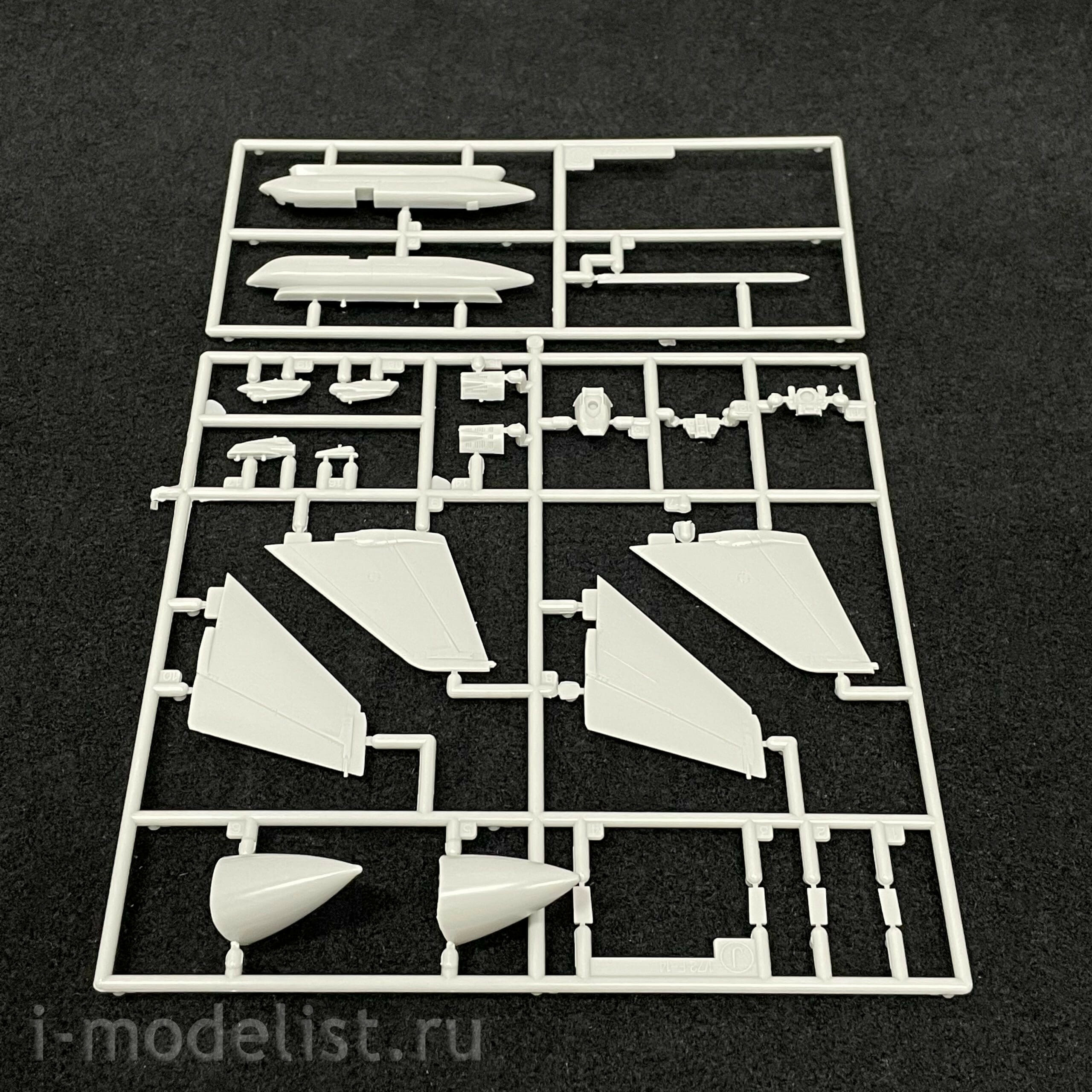 52146 Hasegawa 1/72 Aircraft F-14A/B Tomcat 'Jolly Rogers'