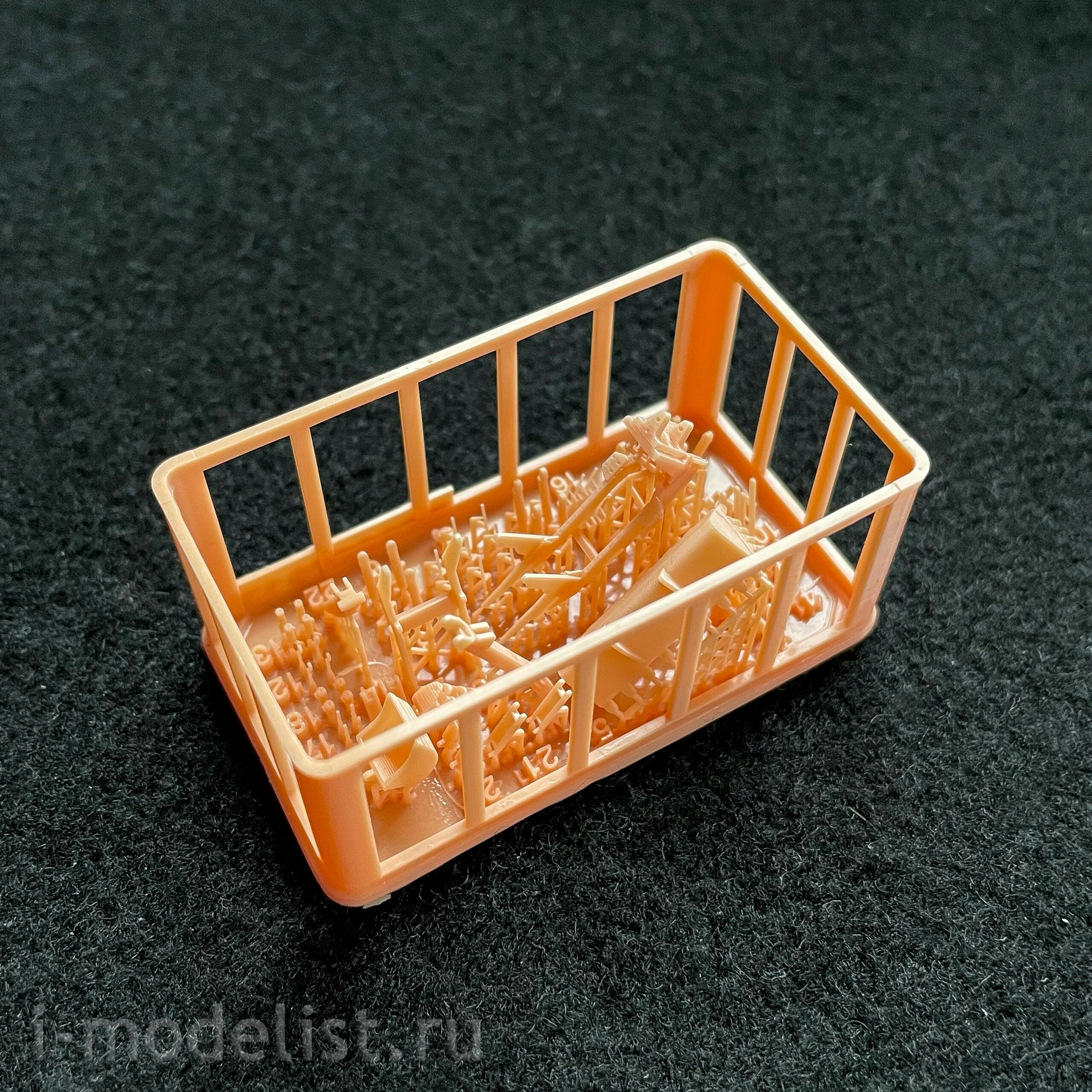 144T013 Orient Express 1/144 Excavator EO-2626 based on MTZ-80 tractor