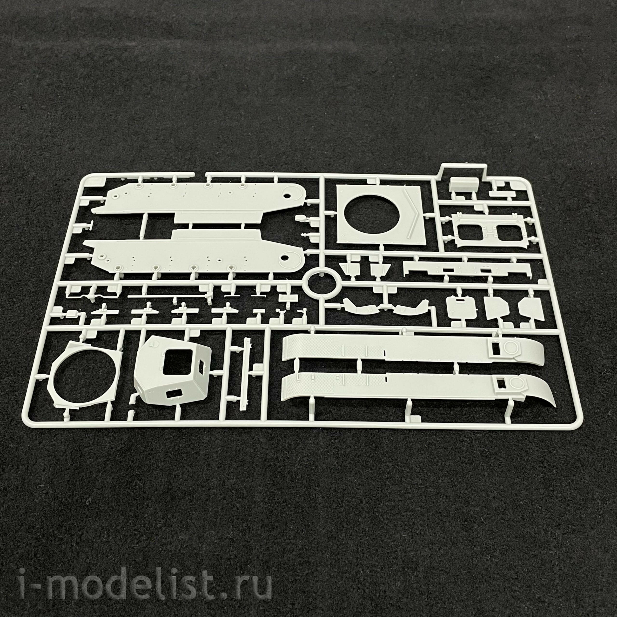 CB35124 Bronco 1/35 German Panzerkampfwagen II (Flamm) Ausf.E (Sd.Kfz.One hundred twenty two)