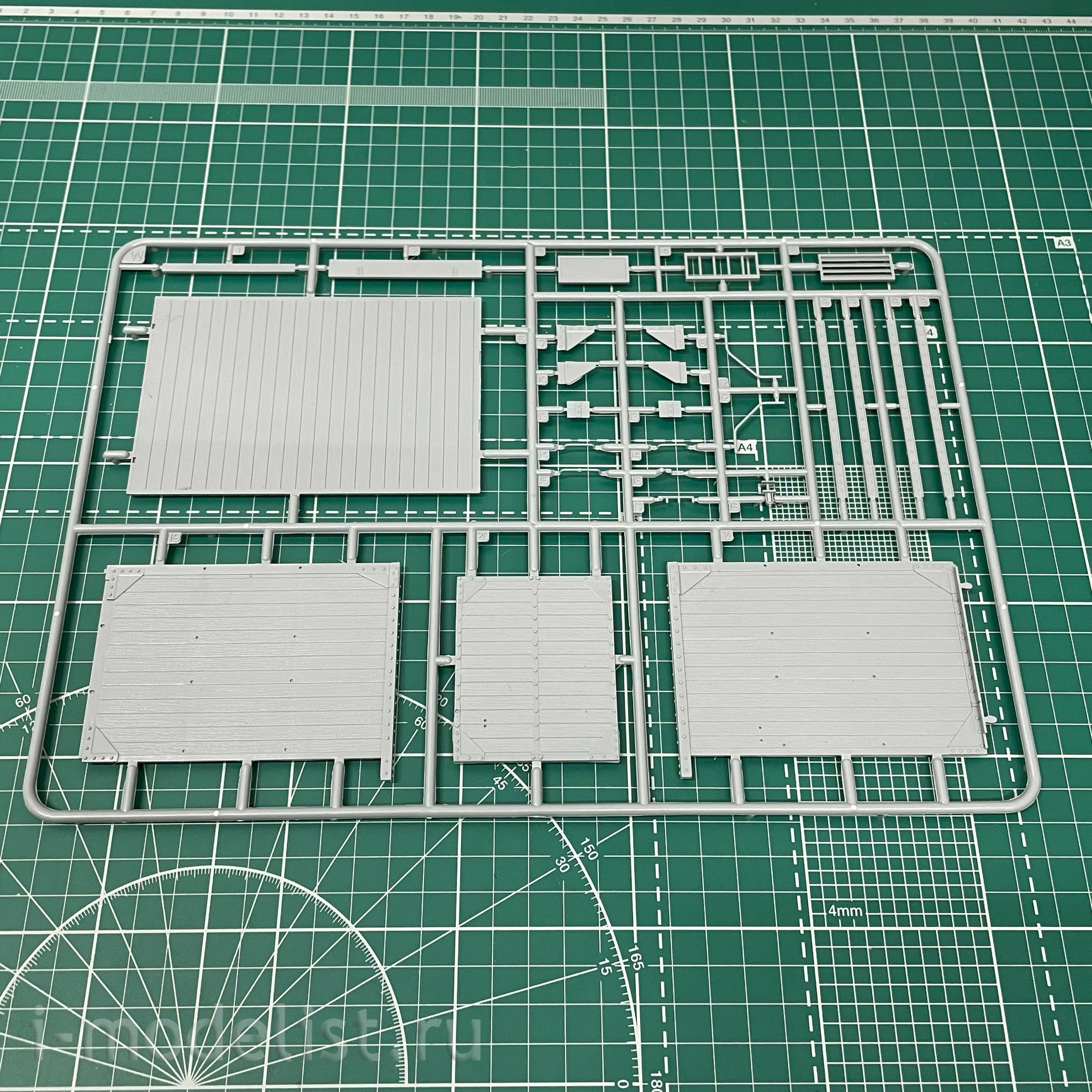 35A01-RCSP Sabre Model 1/35 German railway covered wagon G10 (6 in 1) 
