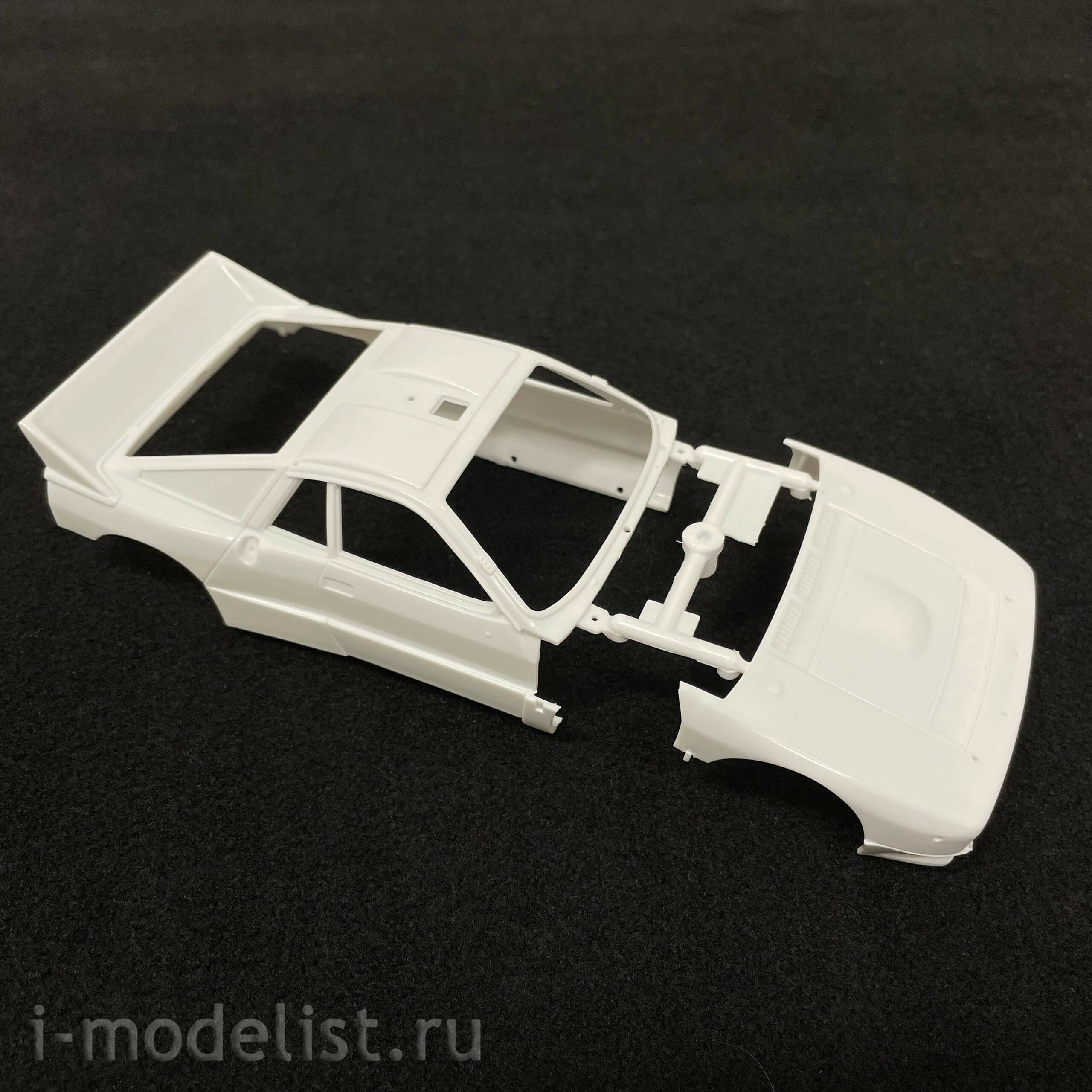 20566 Hasegawa 1/24 Lancia 037 Rallye Car